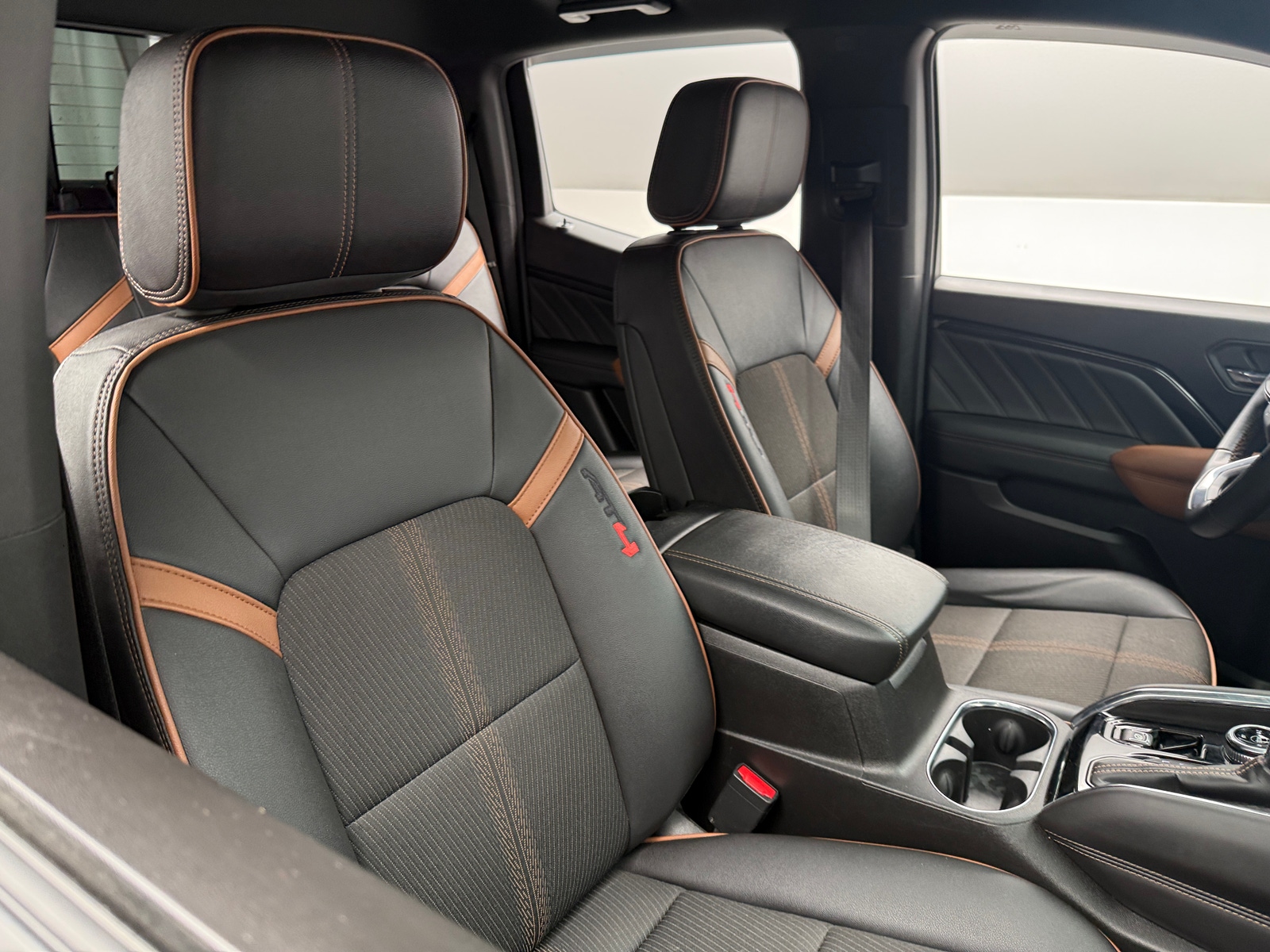 Thumbnail: 2023 GMC Canyon - 2