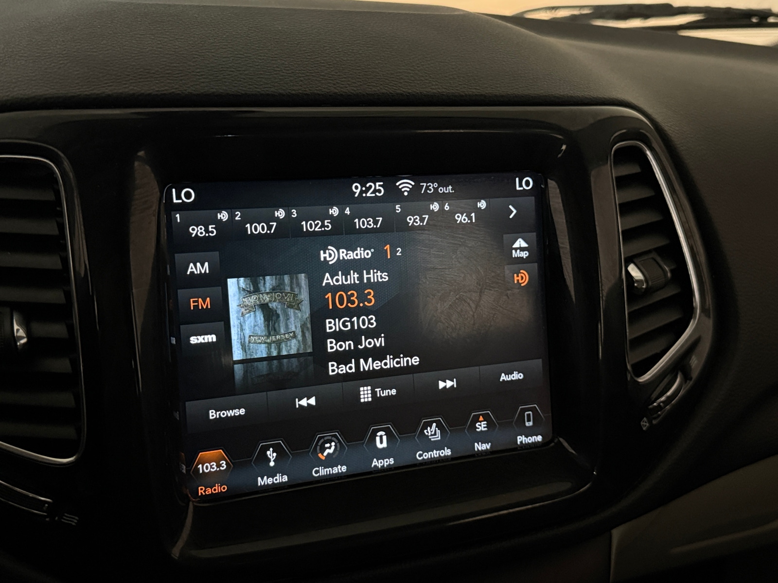 Thumbnail: 2019 Jeep Compass - 3