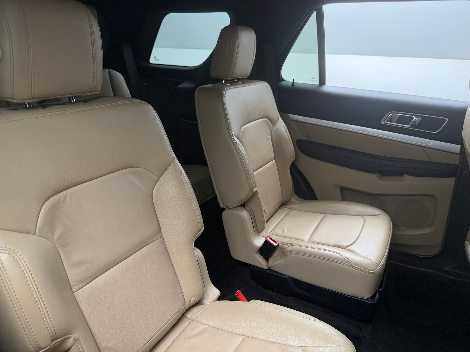 Thumbnail: 2017 Ford Explorer - 5