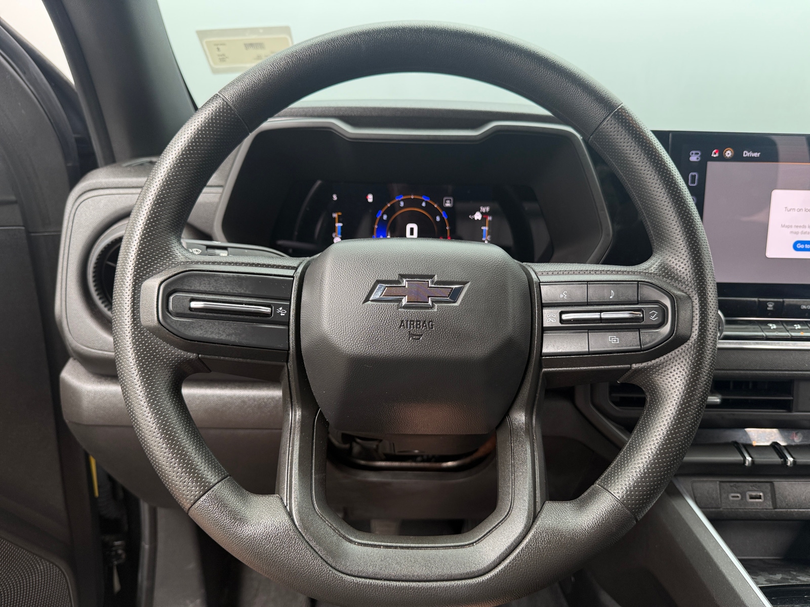 Thumbnail: 2023 Chevrolet Colorado - 5
