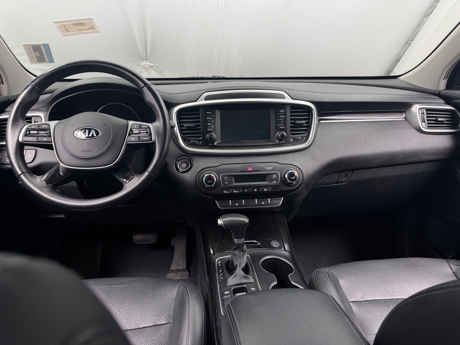 Thumbnail: 2020 Kia Sorento - 2