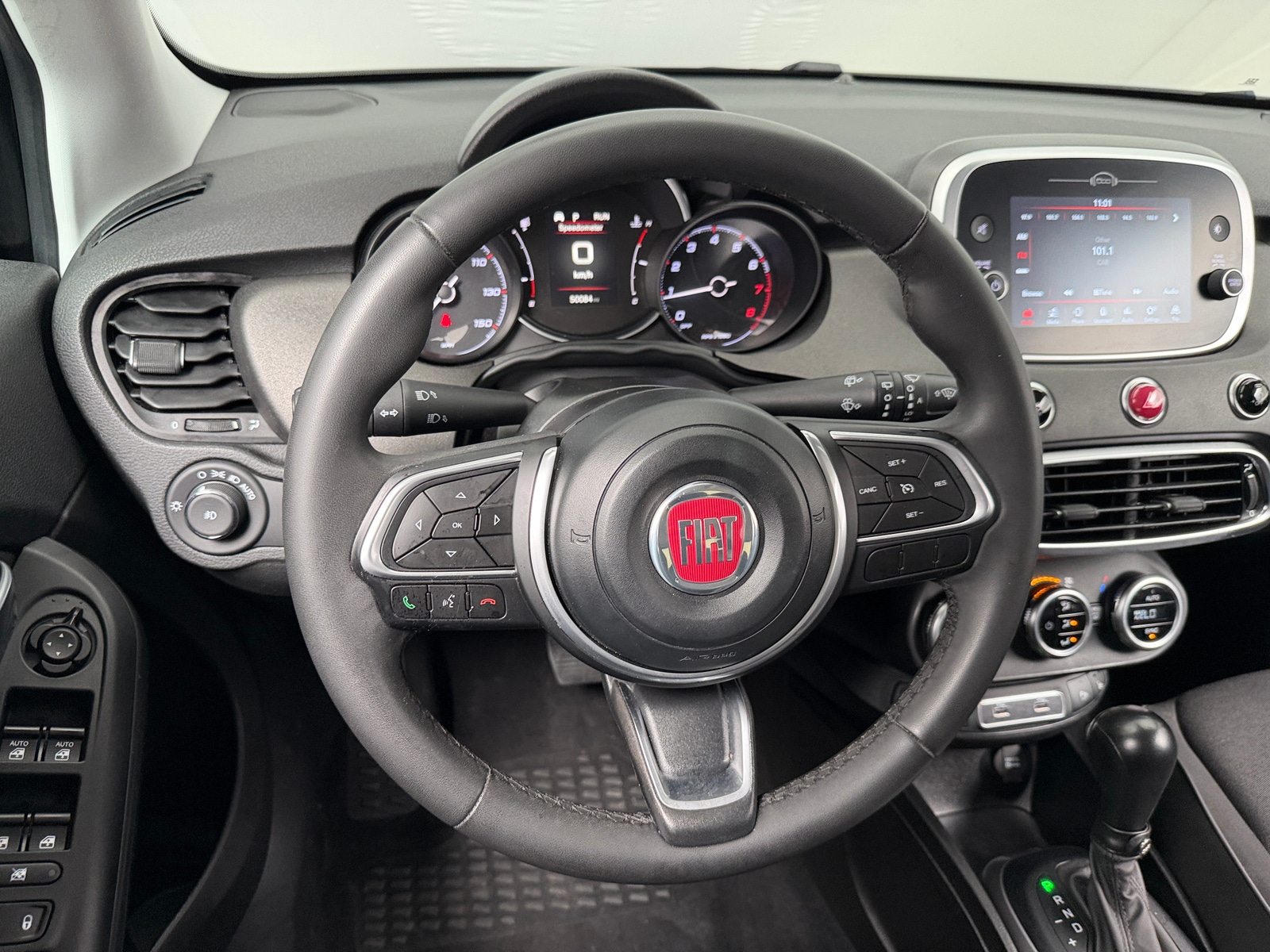 Thumbnail: 2023 Fiat 500X - 5