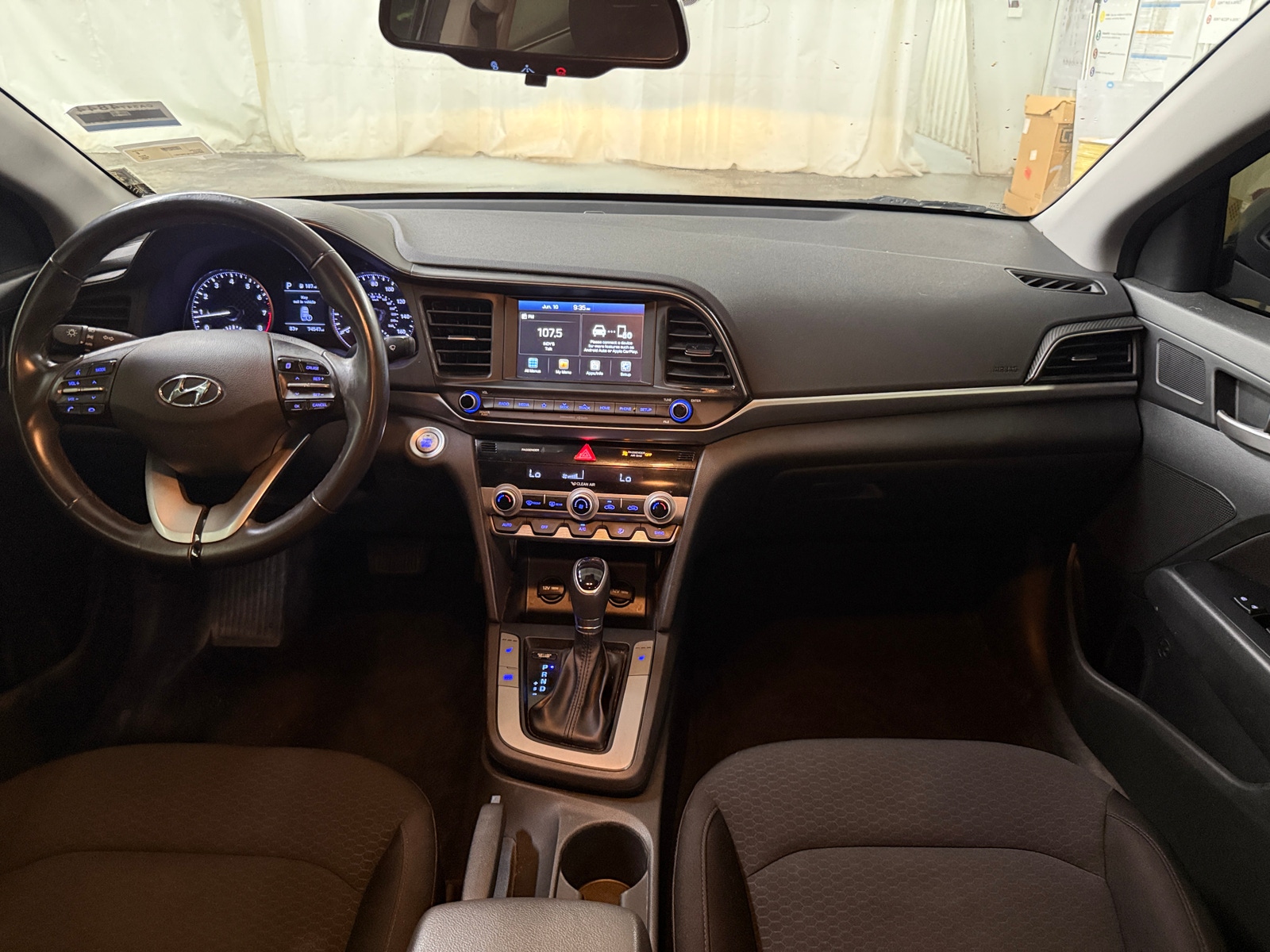 Thumbnail: 2020 Hyundai Elantra - 3