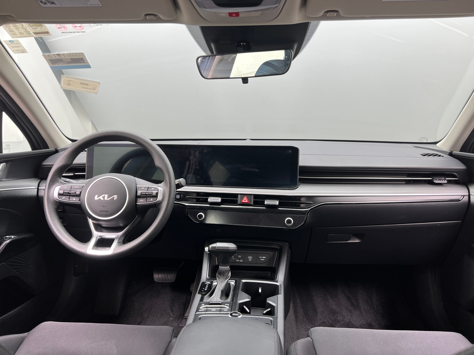 Thumbnail: 2025 Kia K5 - 3