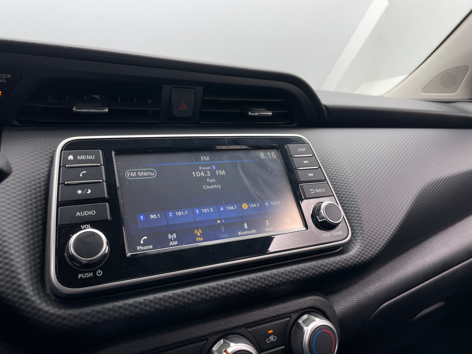 Thumbnail: 2024 Nissan Kicks - 4
