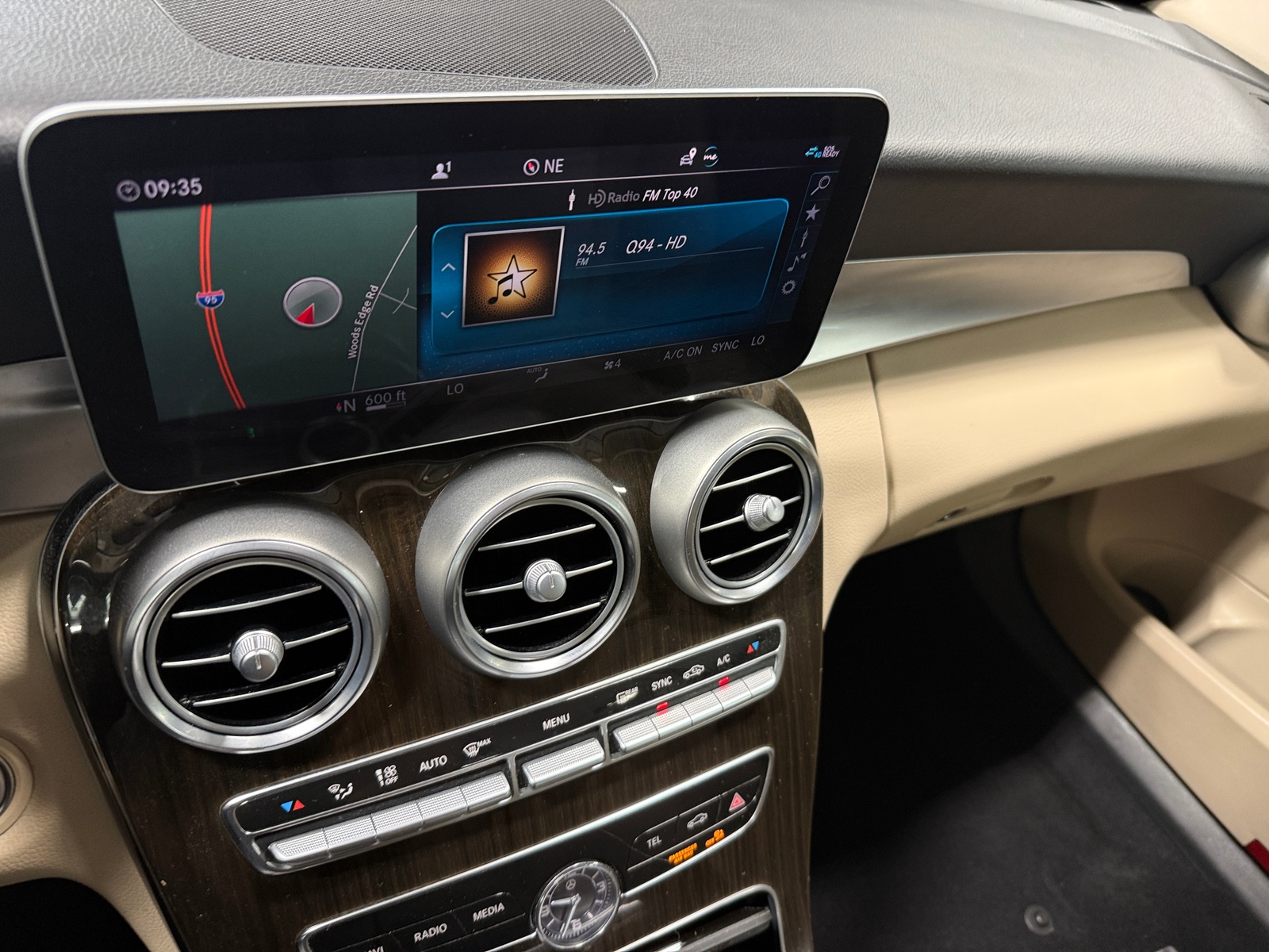 Thumbnail: 2019 Mercedes-Benz C-Class - 3