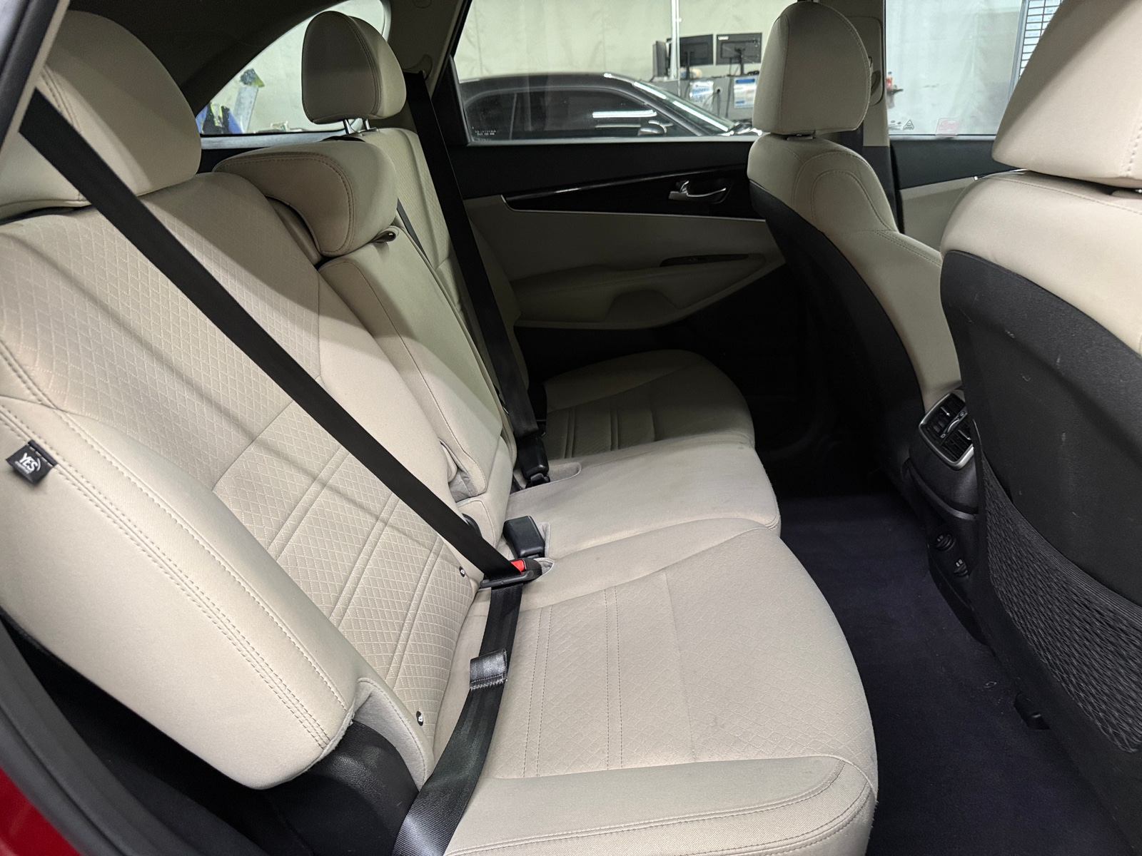 Thumbnail: 2019 Kia Sorento - 6