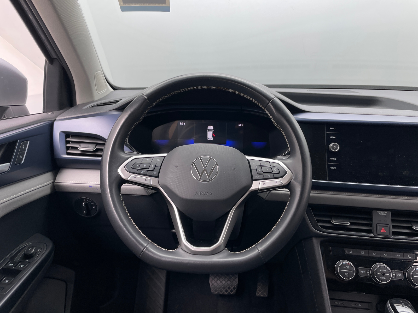 Thumbnail: 2024 Volkswagen Taos - 4