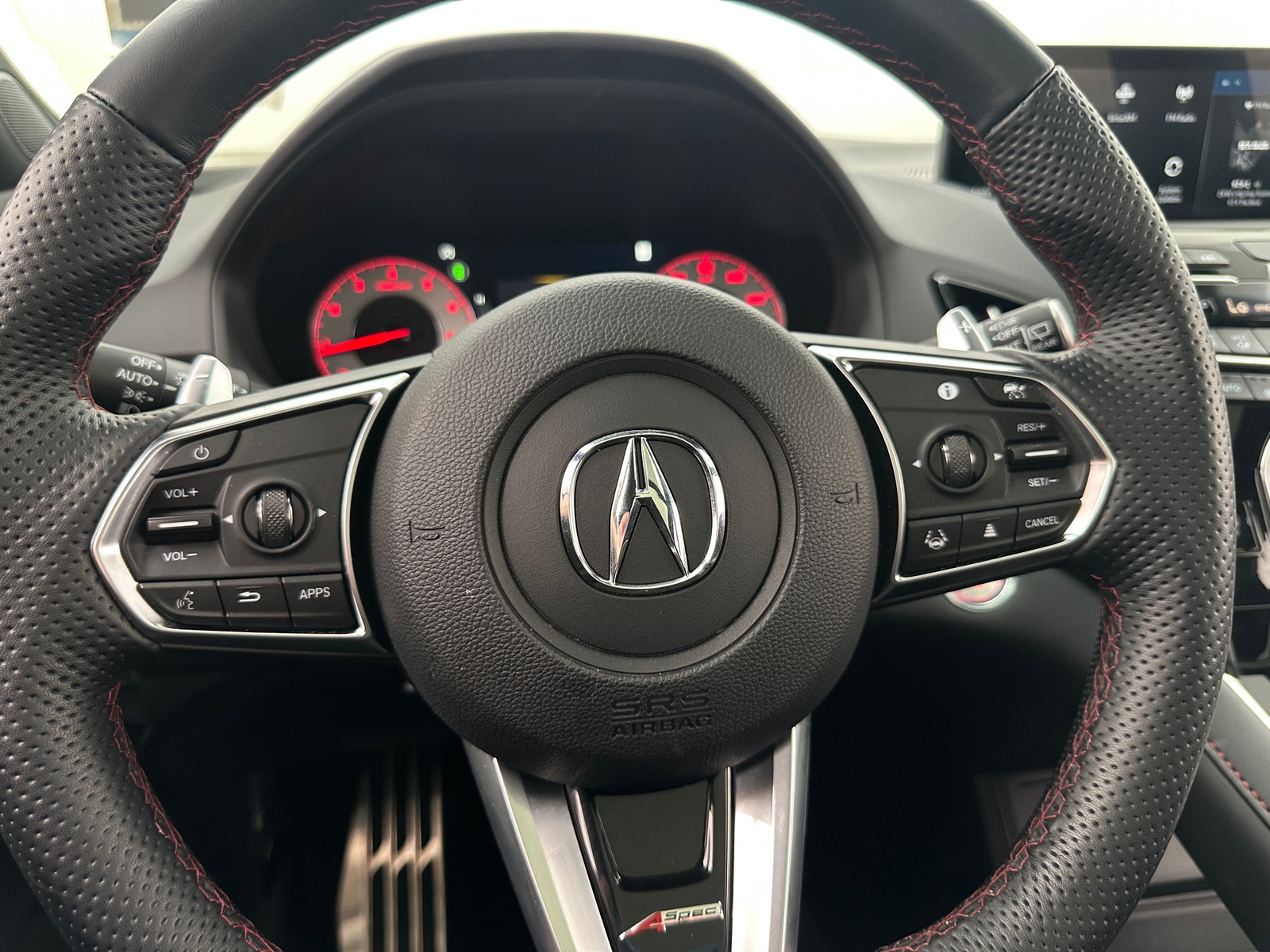 Thumbnail: 2025 Acura RDX - 4