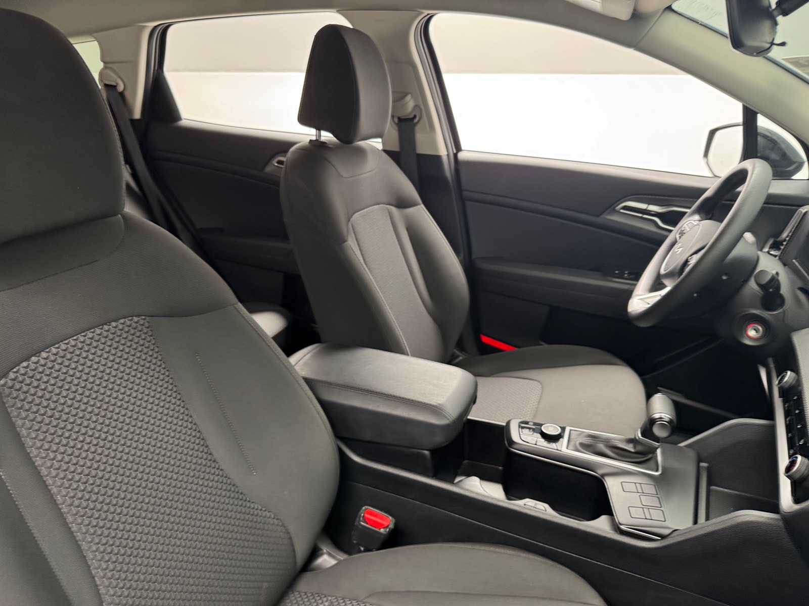 Thumbnail: 2025 Kia Sportage - 2