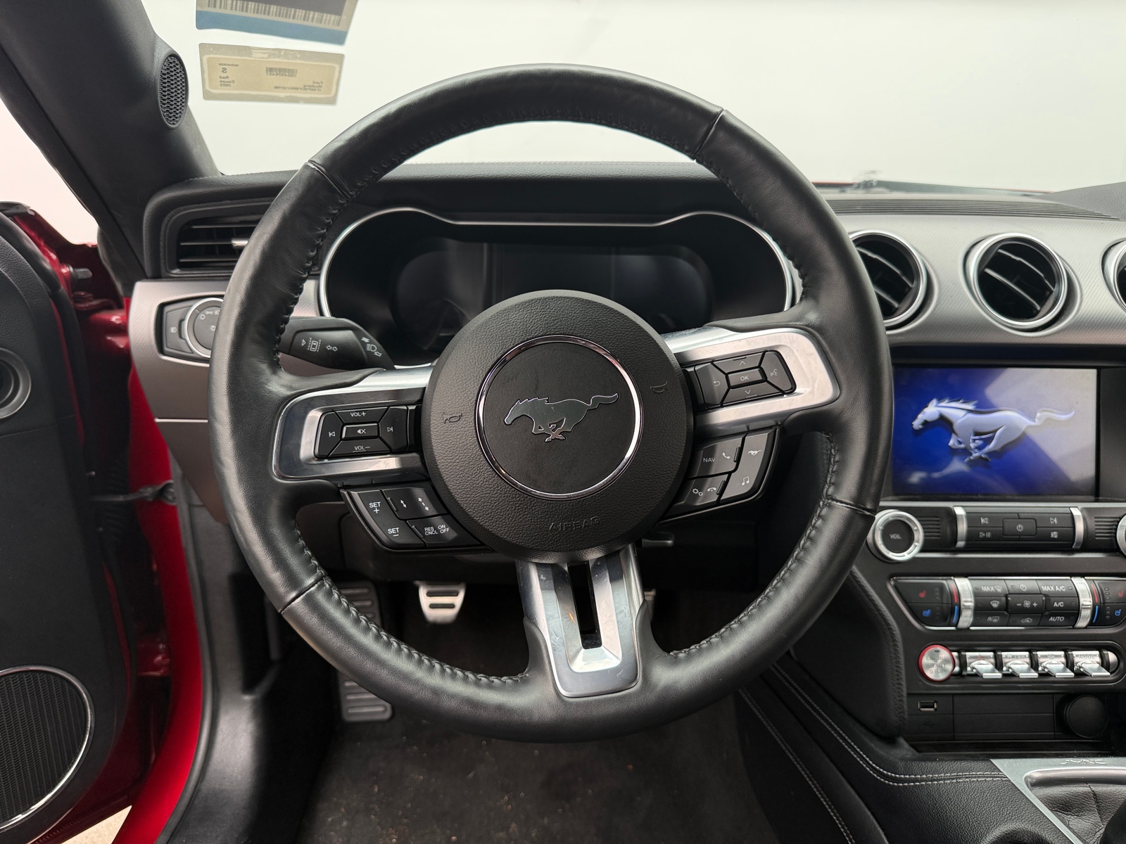Thumbnail: 2022 Ford Mustang - 4