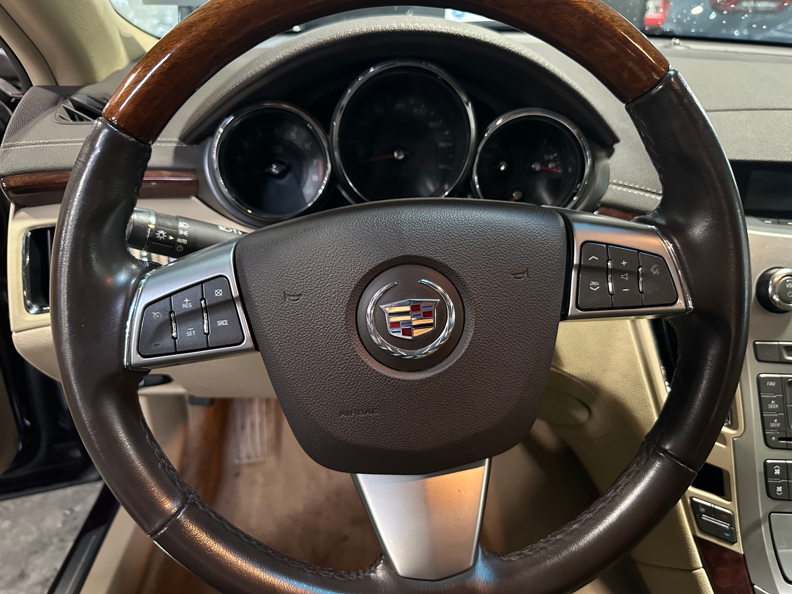 Thumbnail: 2010 Cadillac CTS - 5