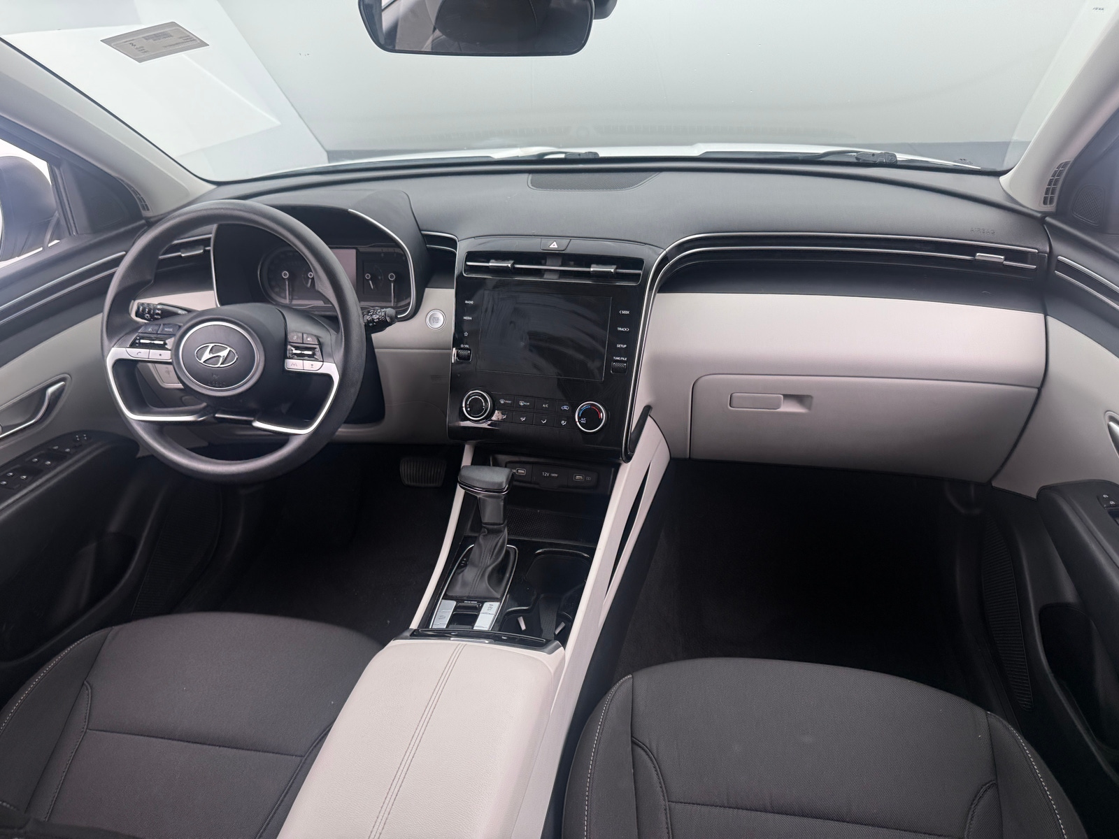 Thumbnail: 2022 Hyundai Tucson - 3