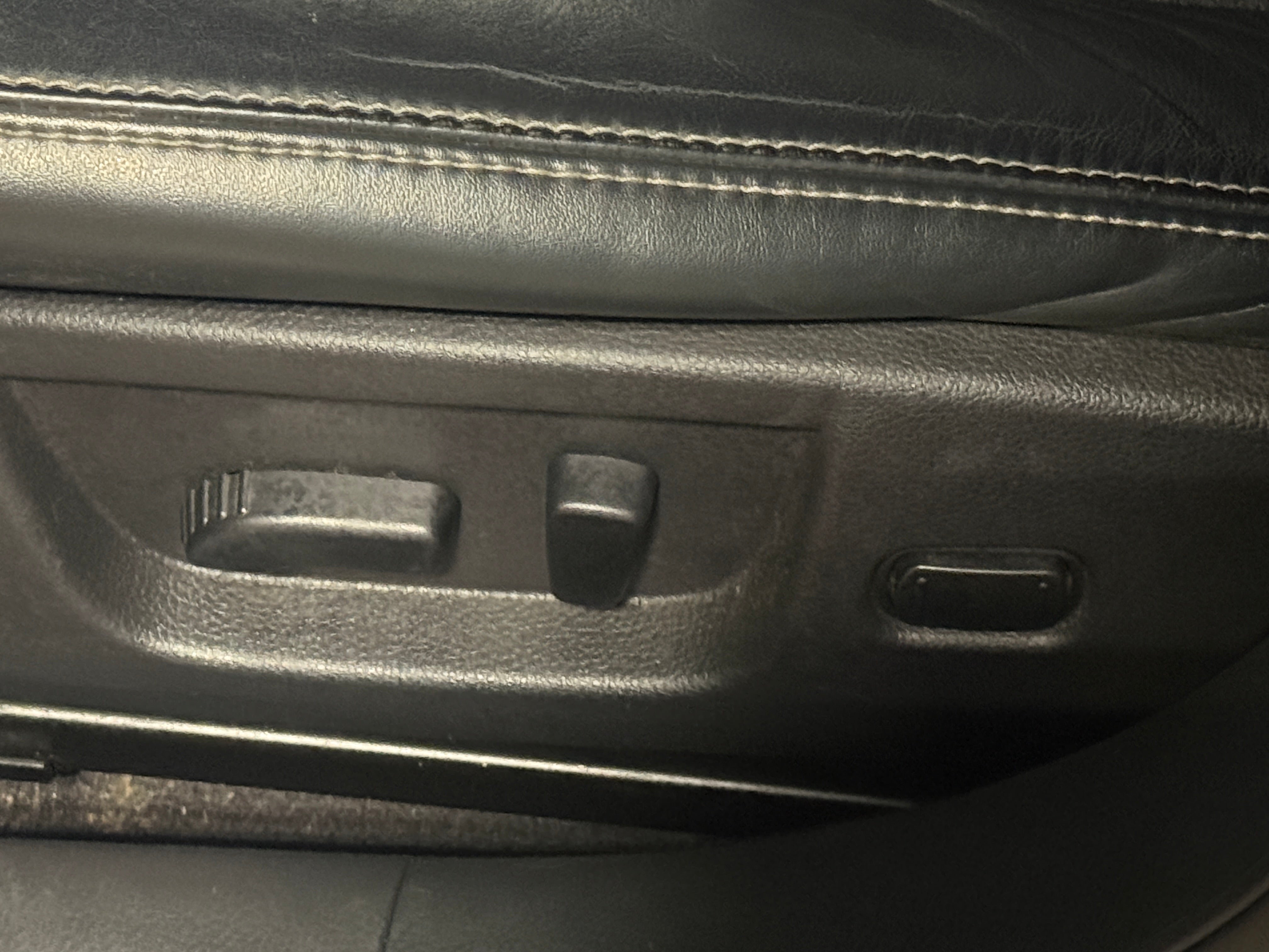 Used 2013 Nissan Maxima SV with VIN 1N4AA5AP4DC801017 for sale in Auburn, WA