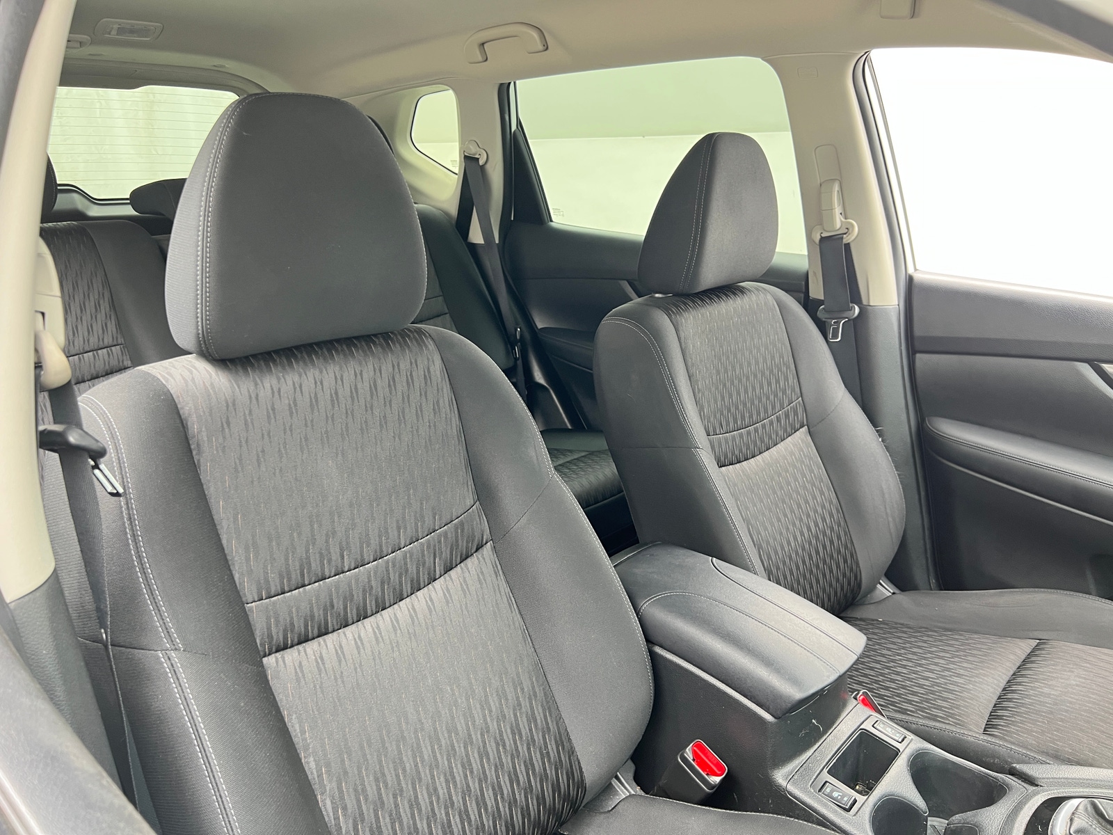 Thumbnail: 2019 Nissan Rogue - 2