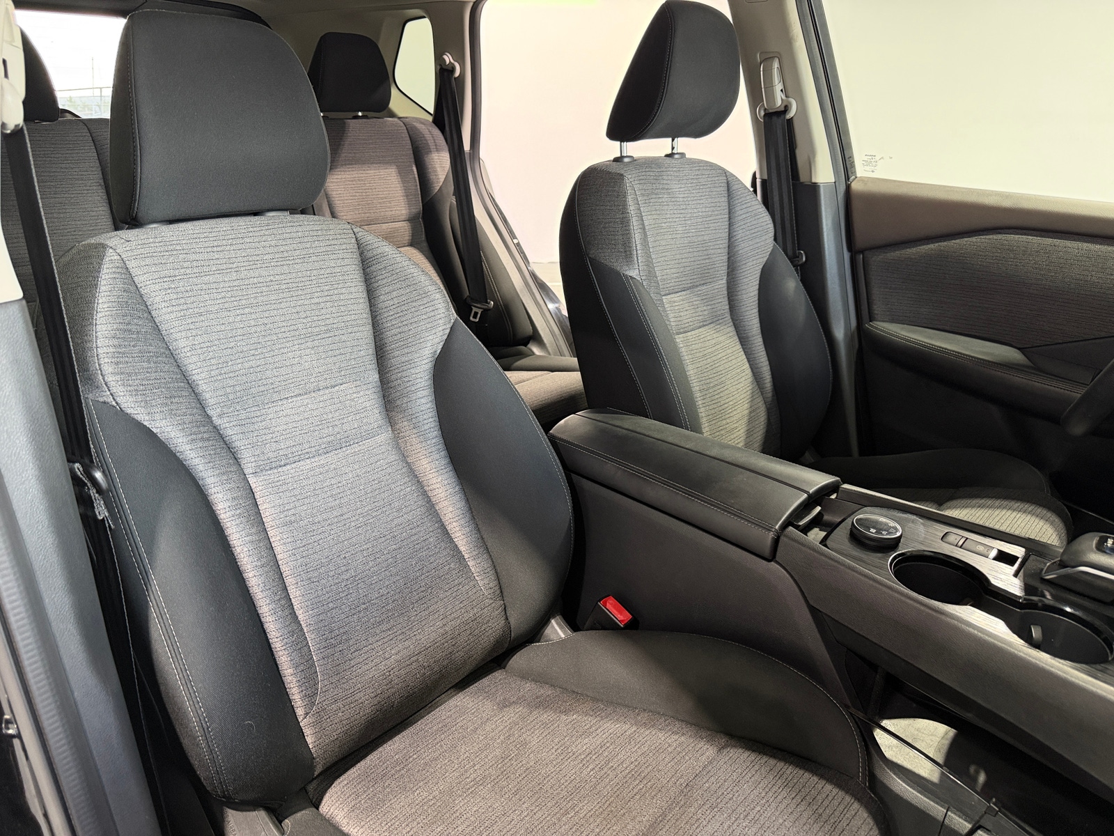 Thumbnail: 2021 Nissan Rogue - 2