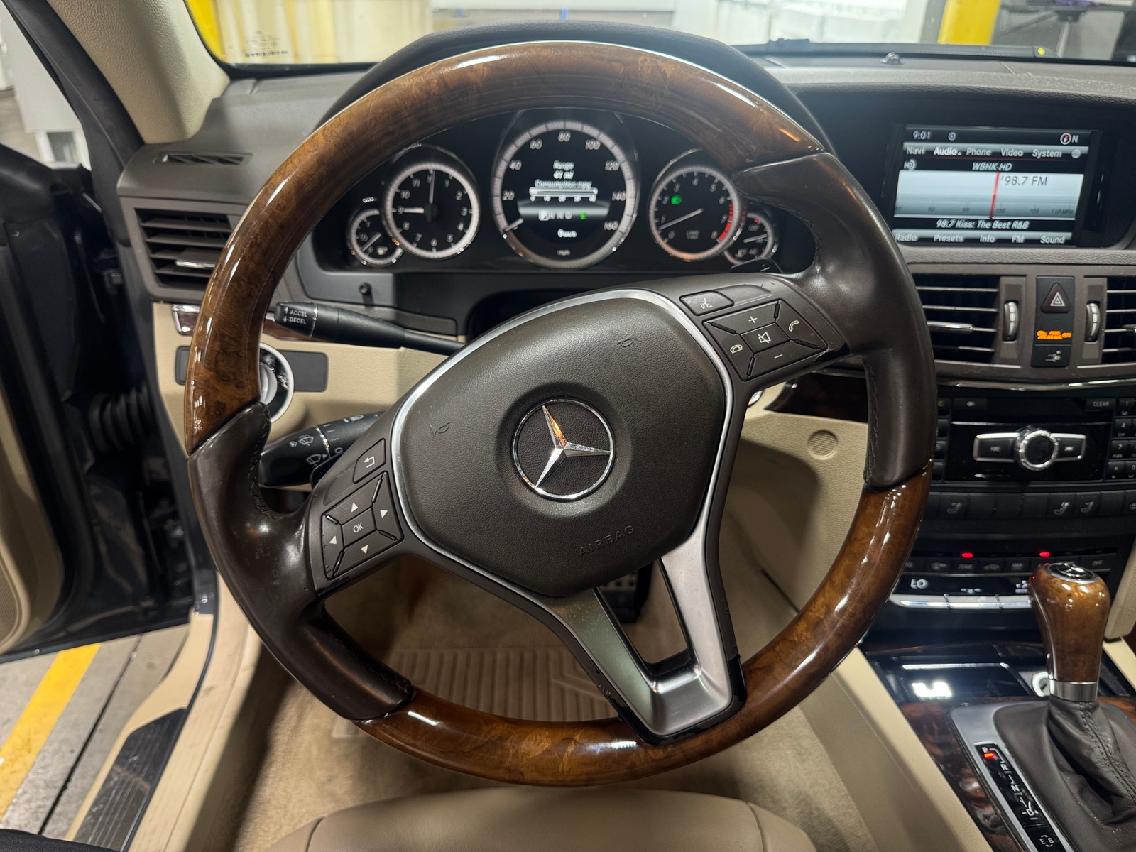 Thumbnail: 2013 Mercedes-Benz E-Class - 4