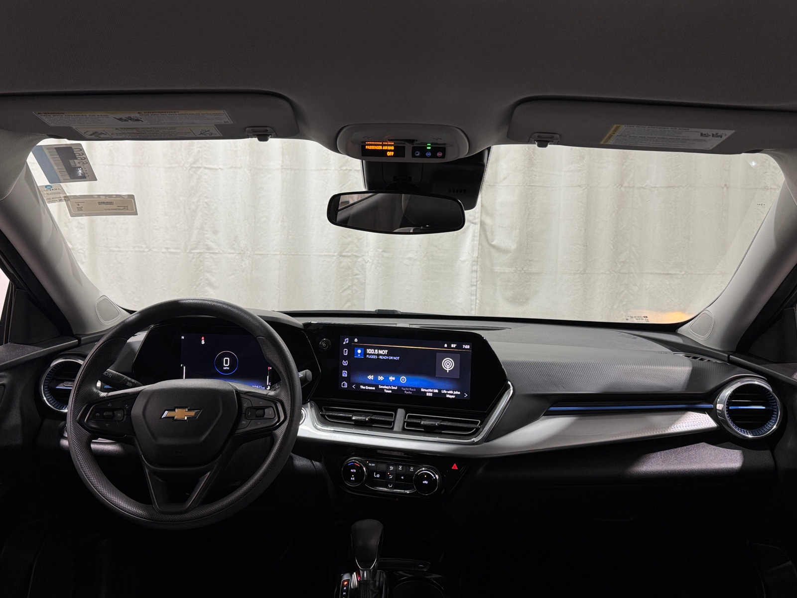 Thumbnail: 2025 Chevrolet Trax - 3