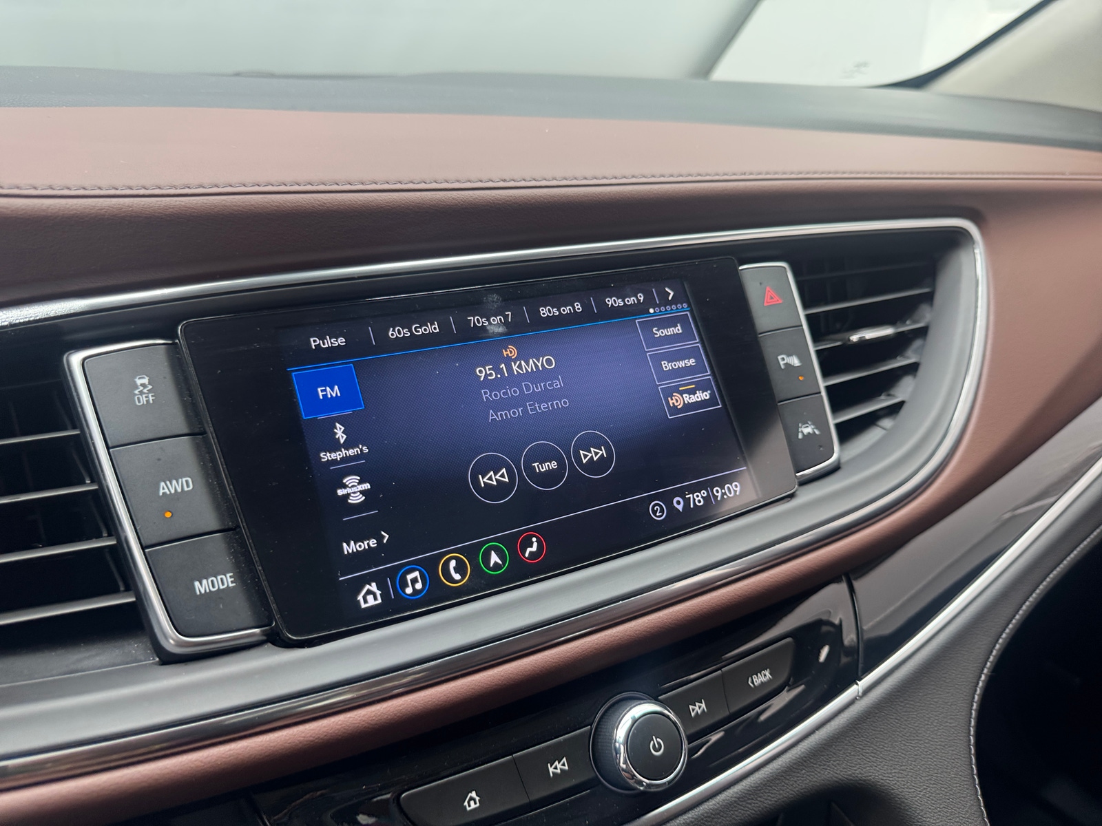 Thumbnail: 2021 Buick Enclave - 3