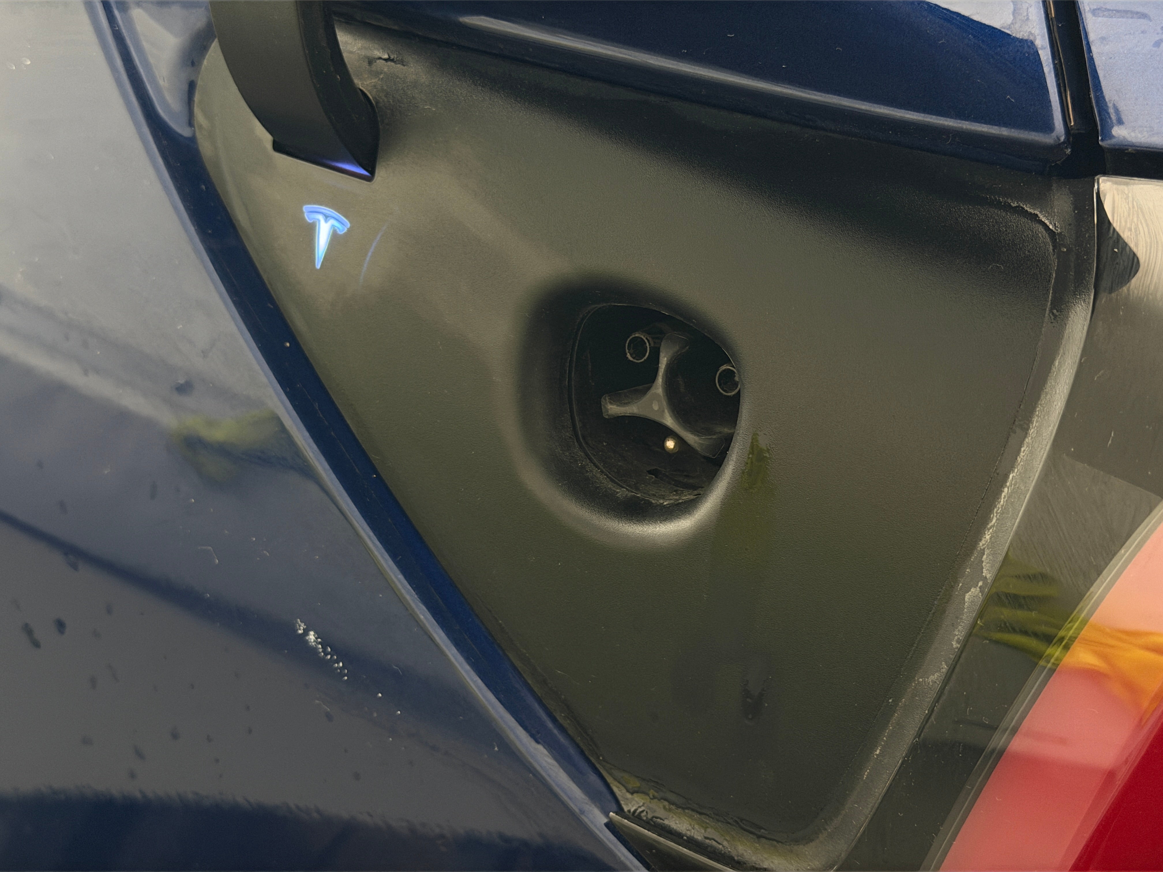 Used 2022 Tesla Model Y Long Range with VIN 7SAYGDEE6NF382251 for sale in Oak Creek, WI