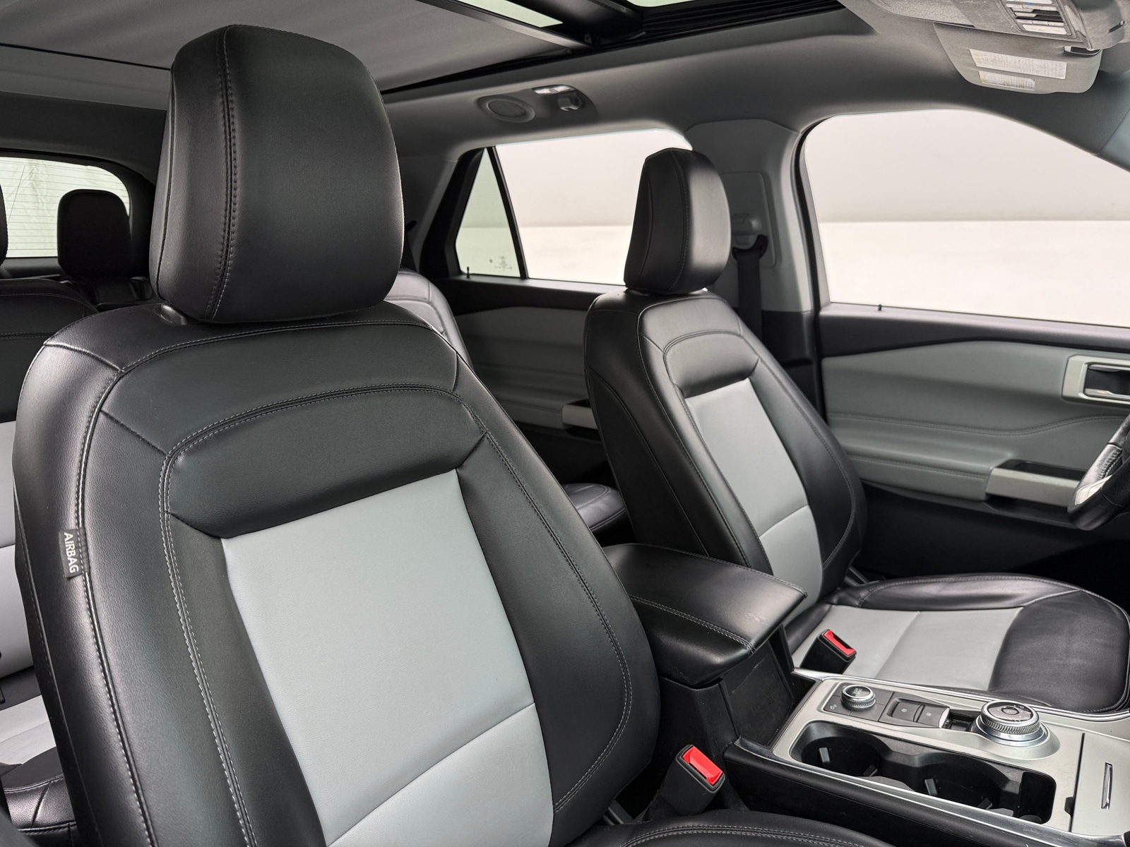 Thumbnail: 2022 Ford Explorer - 2