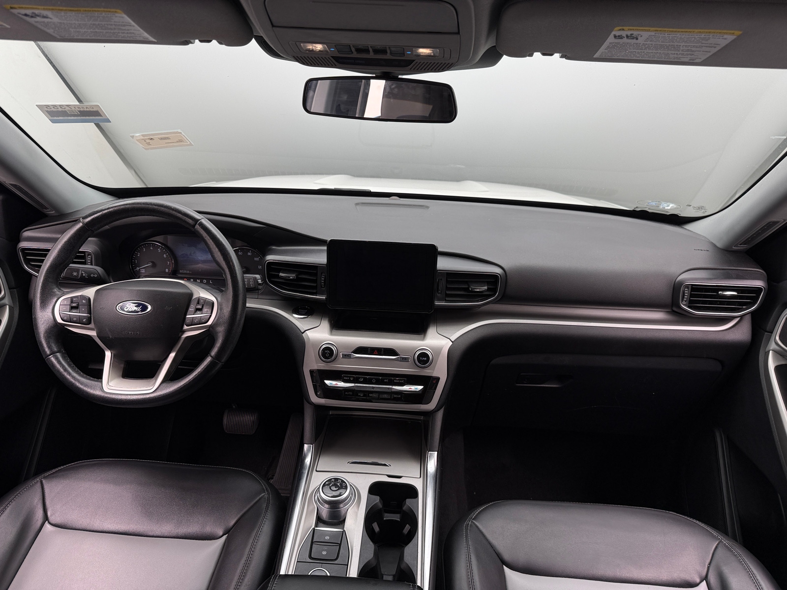 Thumbnail: 2022 Ford Explorer - 3