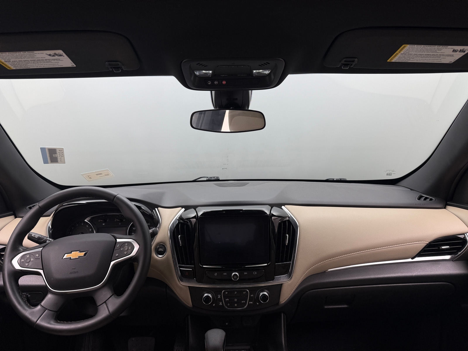 Thumbnail: 2023 Chevrolet Traverse - 3