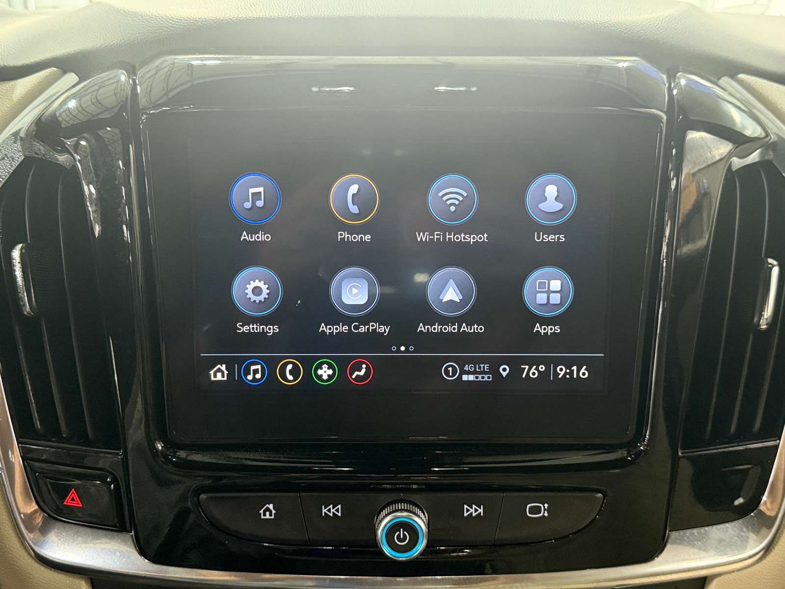 Thumbnail: 2023 Chevrolet Traverse - 4