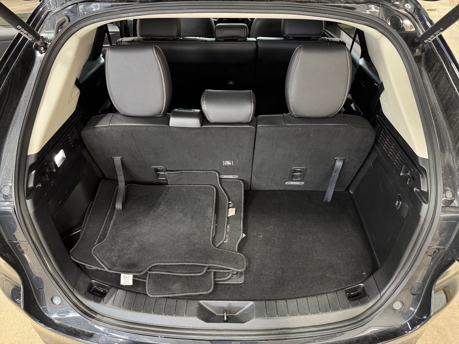 Thumbnail: 2024 Mazda CX-90 - 6