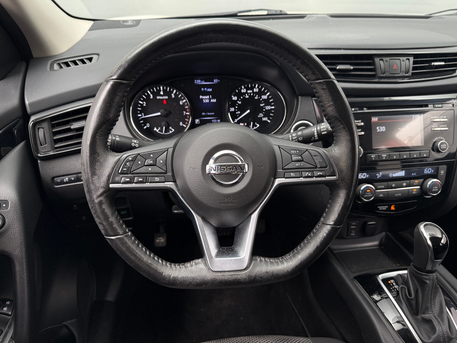Thumbnail: 2017 Nissan Rogue Sport - 5