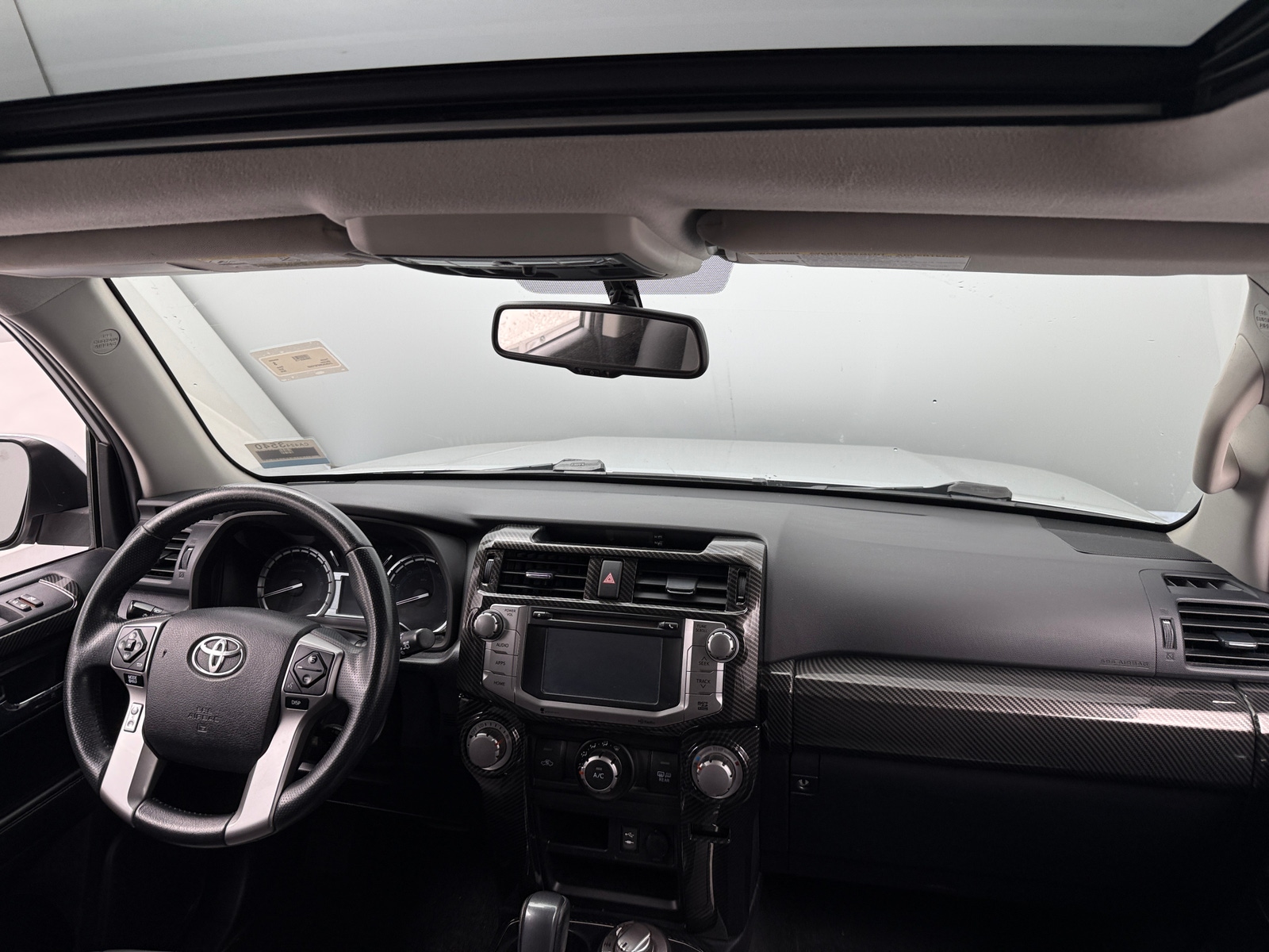 Thumbnail: 2015 Toyota 4Runner - 3