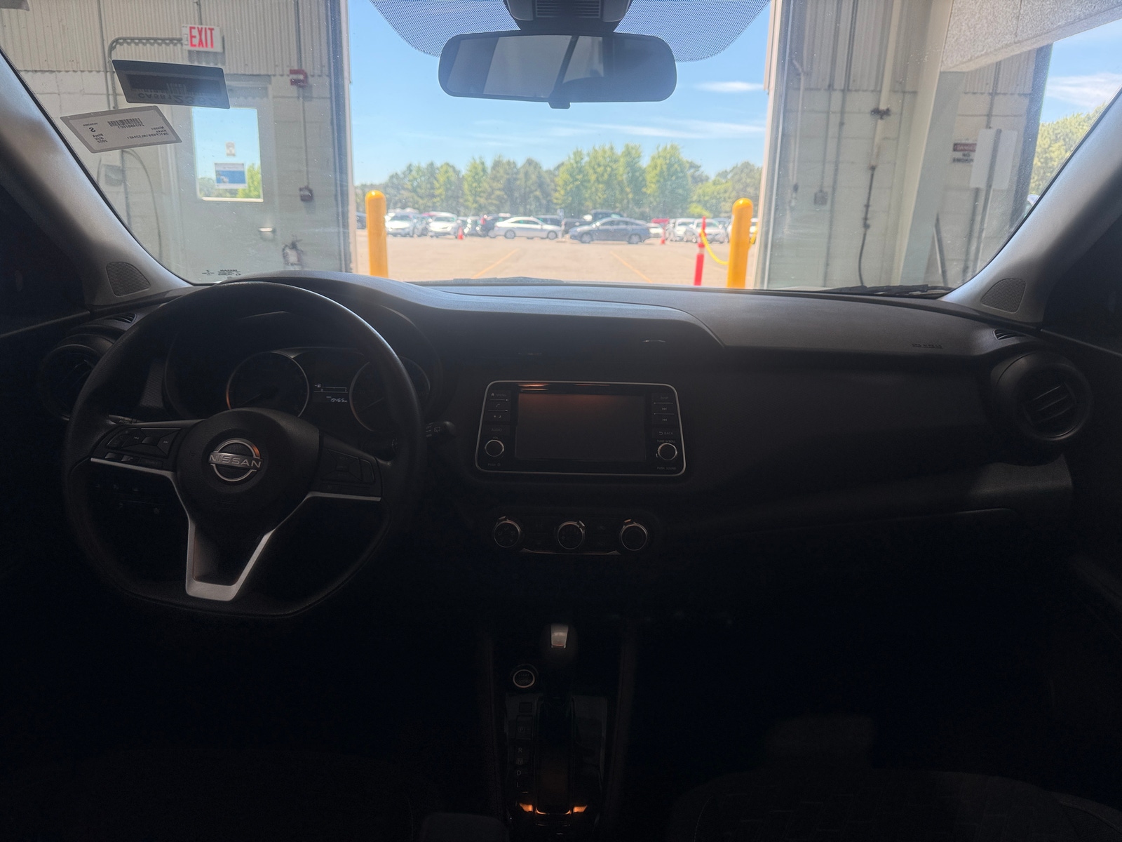 Thumbnail: 2022 Nissan Kicks - 3