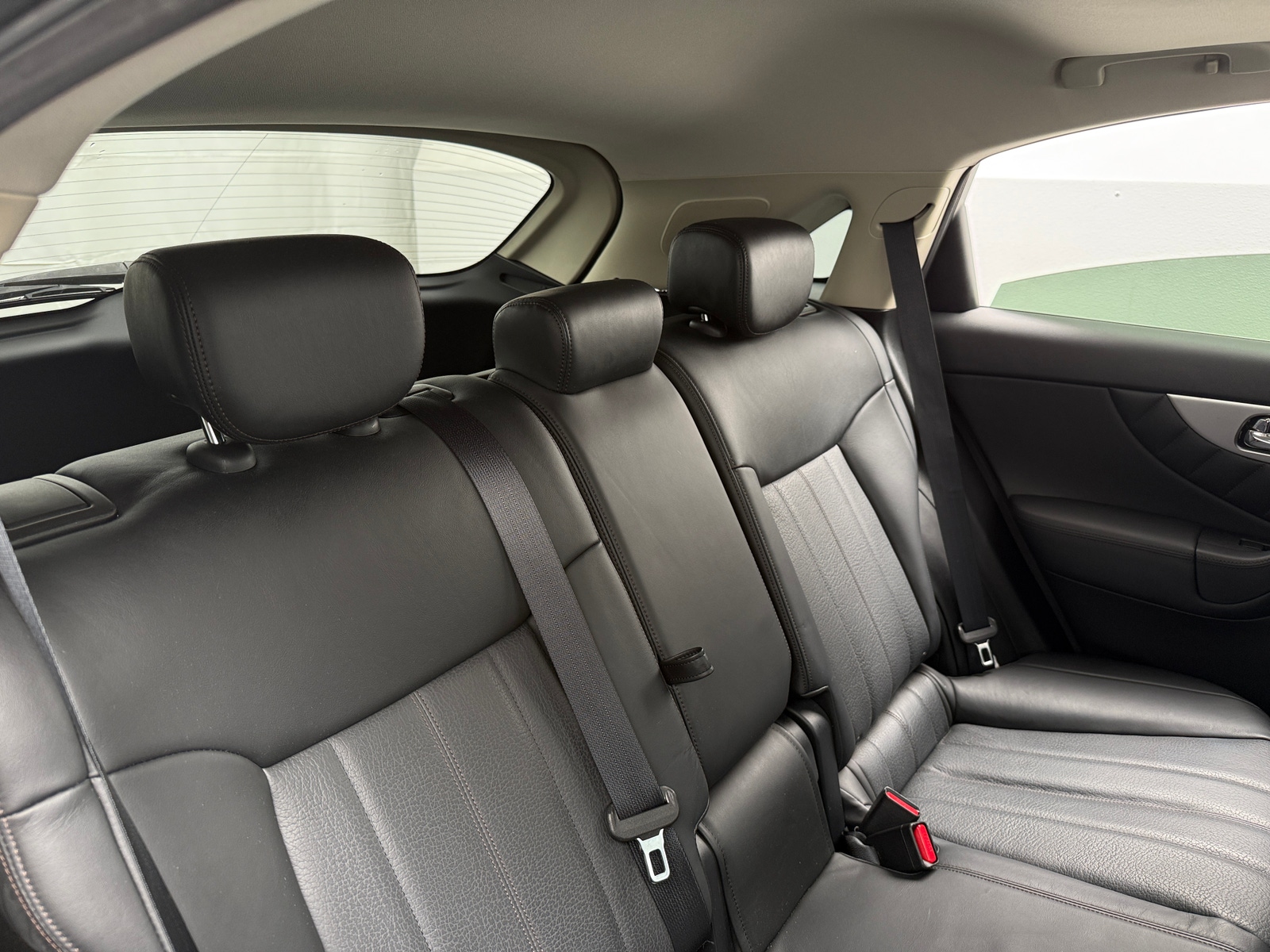 Thumbnail: 2014 INFINITI QX70 - 5