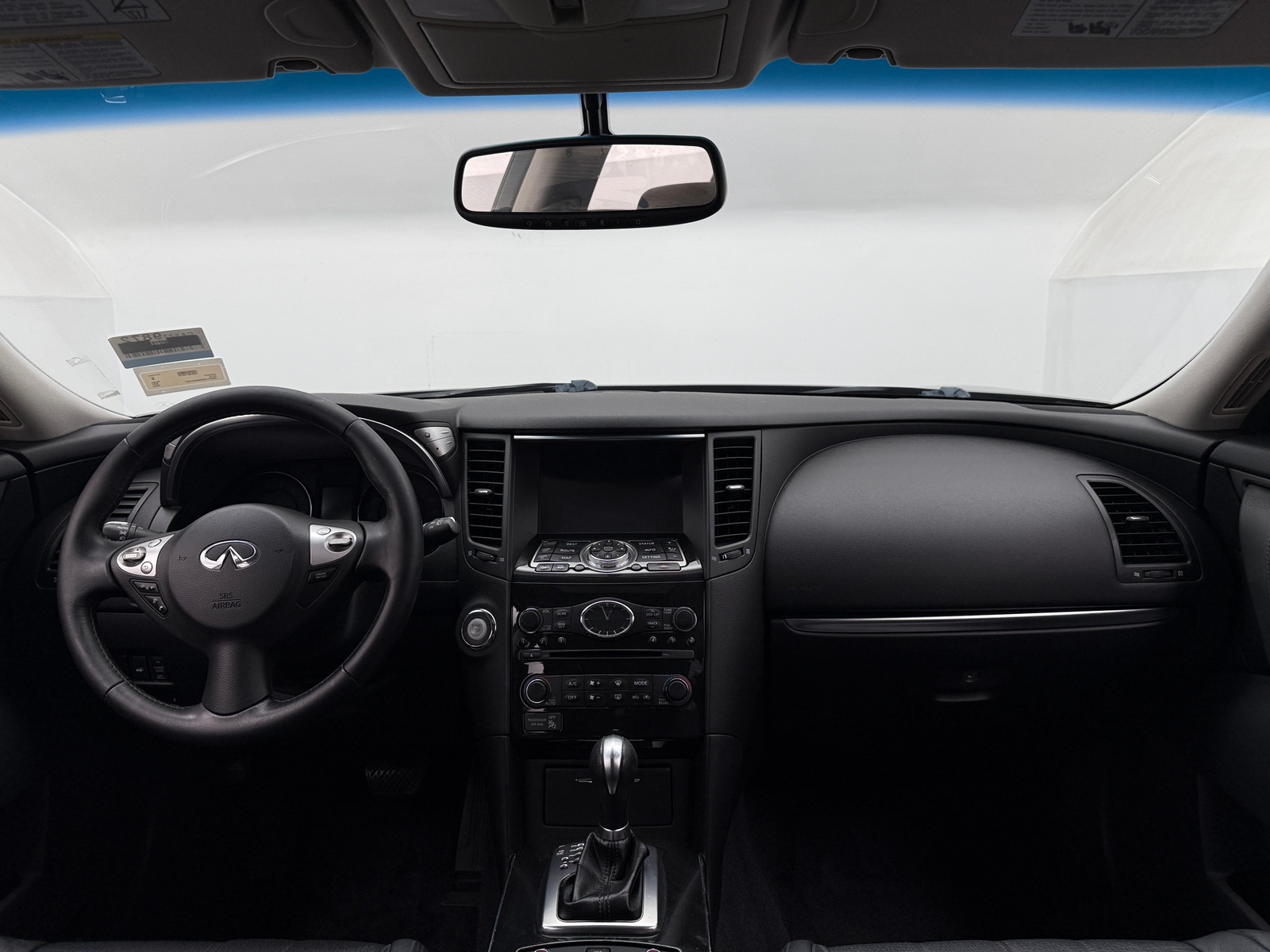 Thumbnail: 2014 INFINITI QX70 - 2