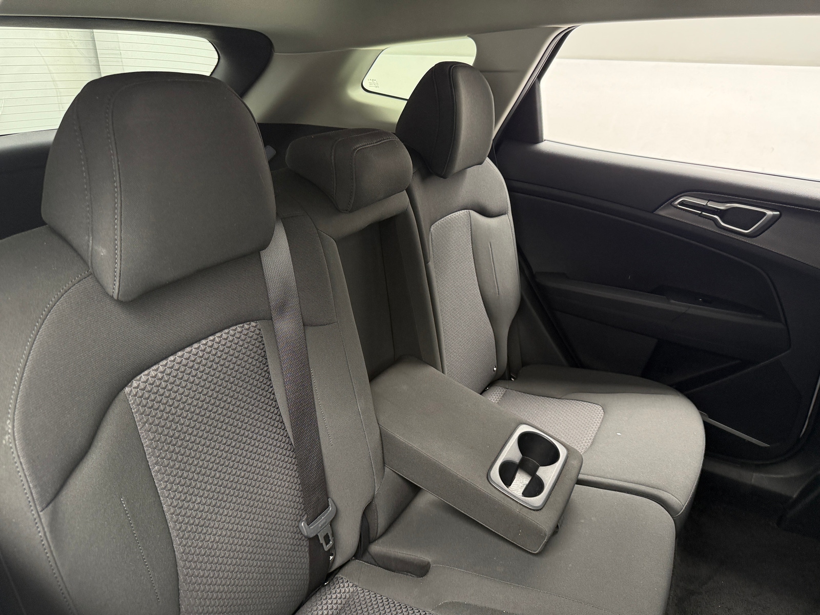 Thumbnail: 2025 Kia Sportage - 6