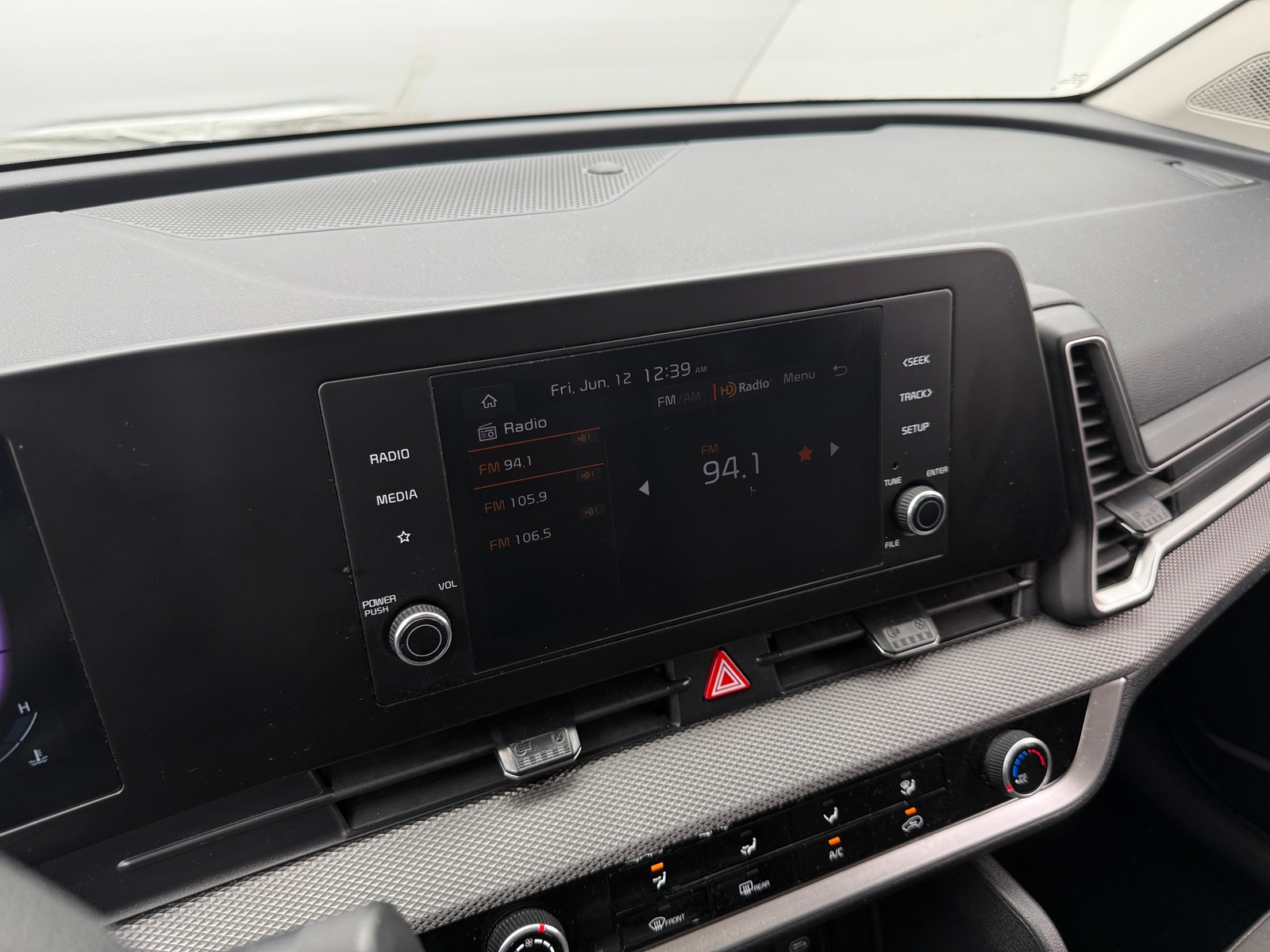 Thumbnail: 2025 Kia Sportage - 4