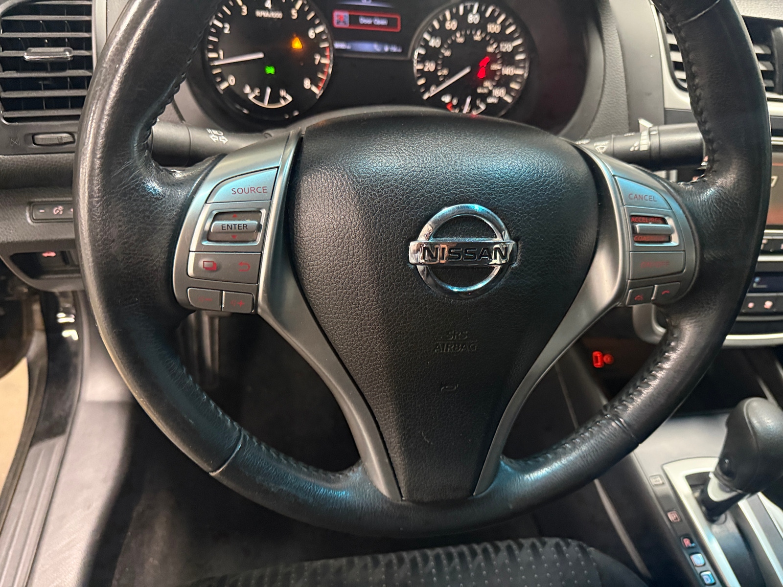 Thumbnail: 2017 Nissan Altima - 5