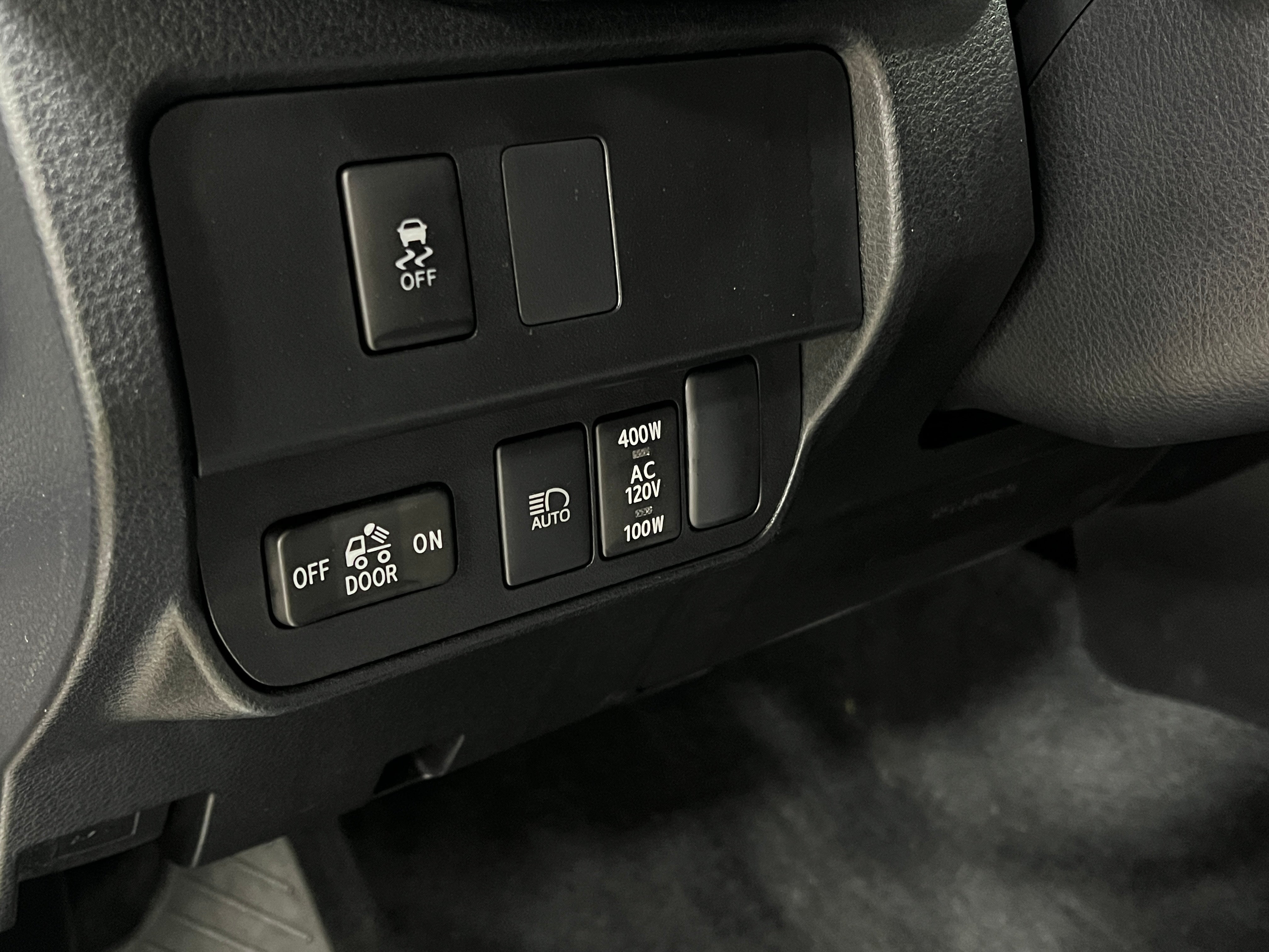 2023 Toyota Tacoma TRD Sport - Photo 10