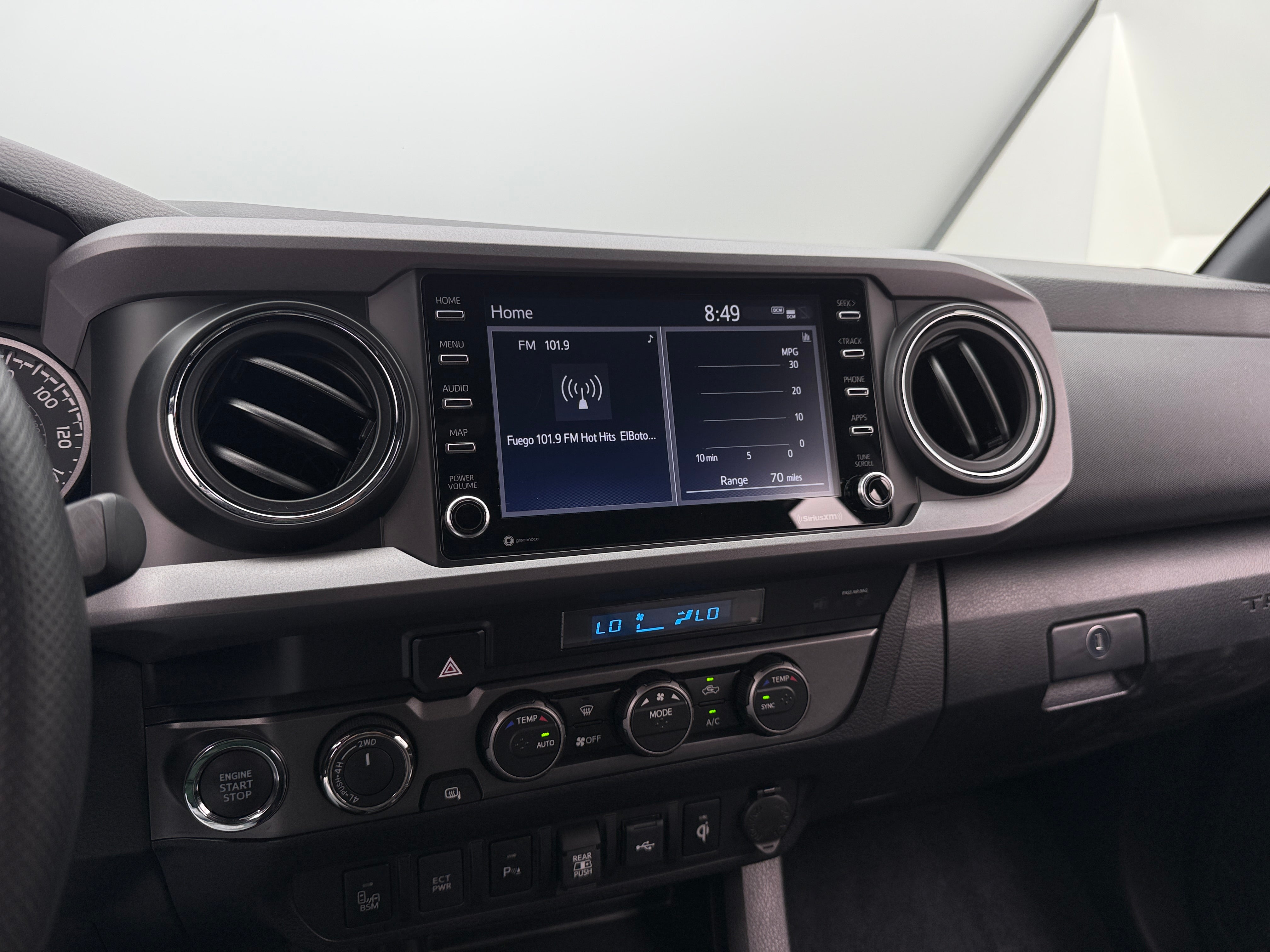 2023 Toyota Tacoma TRD Sport - Photo 12