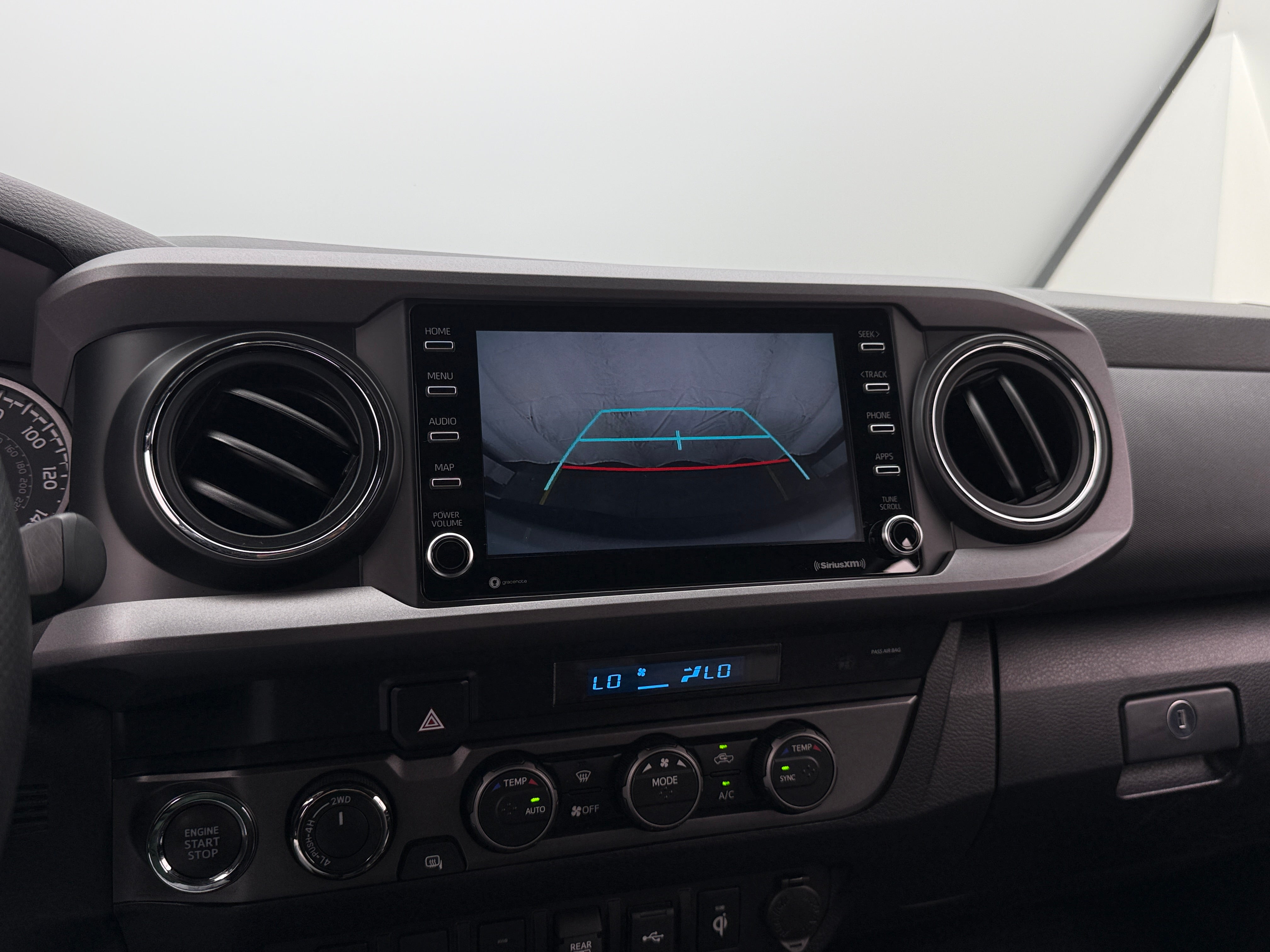 2023 Toyota Tacoma TRD Sport - Photo 13