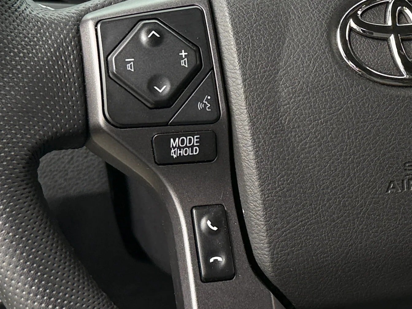 2023 Toyota Tacoma TRD Sport - Photo 16
