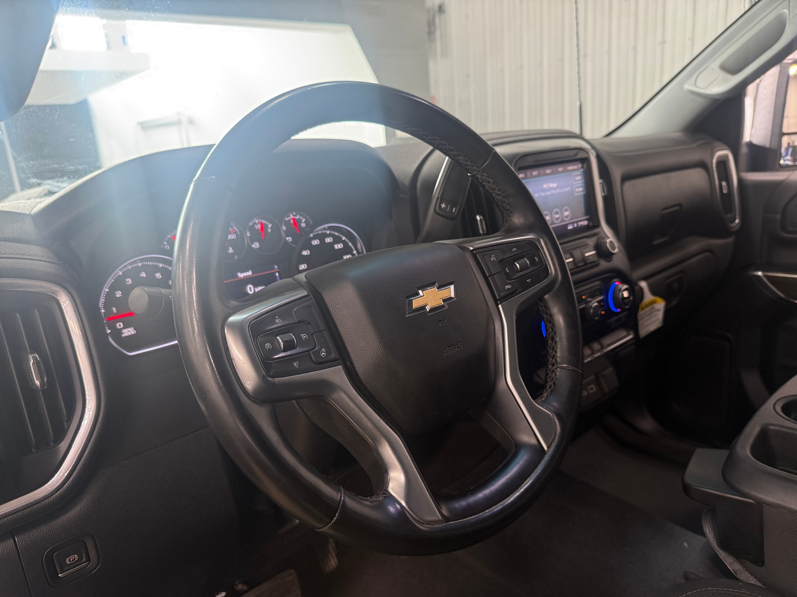 Thumbnail: 2023 Chevrolet Silverado 2500 - 5