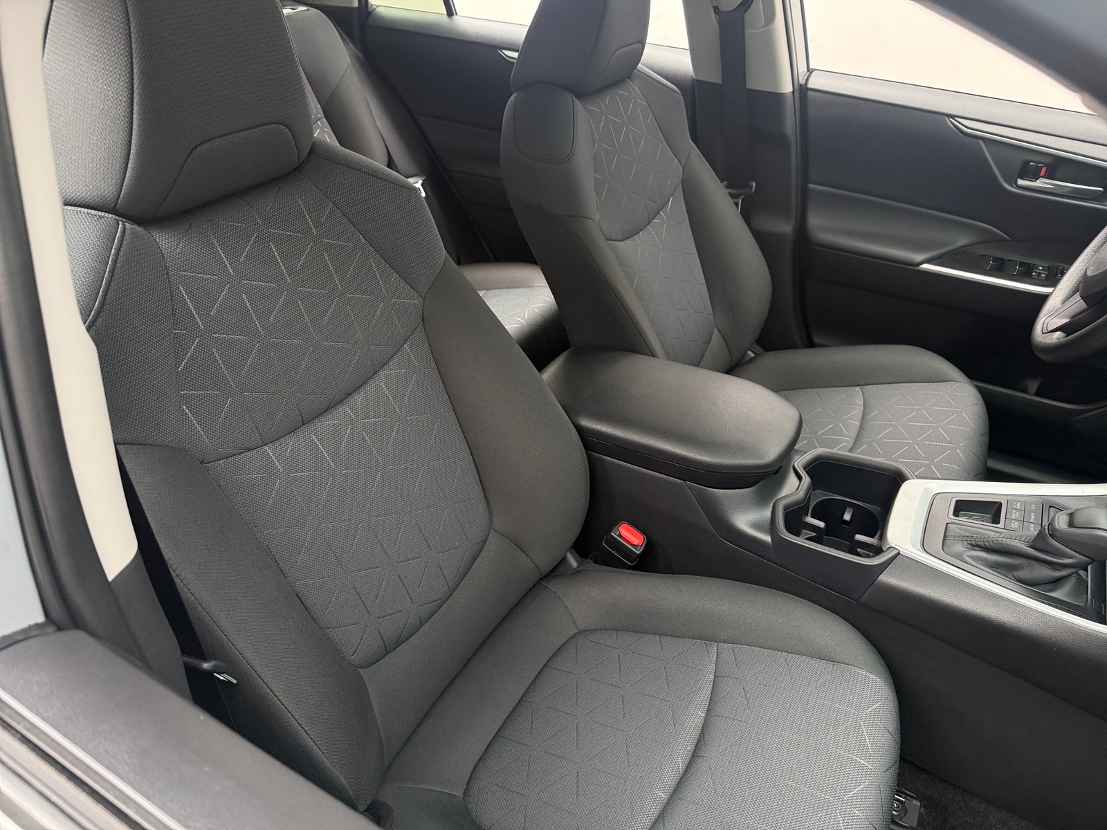 Thumbnail: 2025 Toyota RAV4 - 2