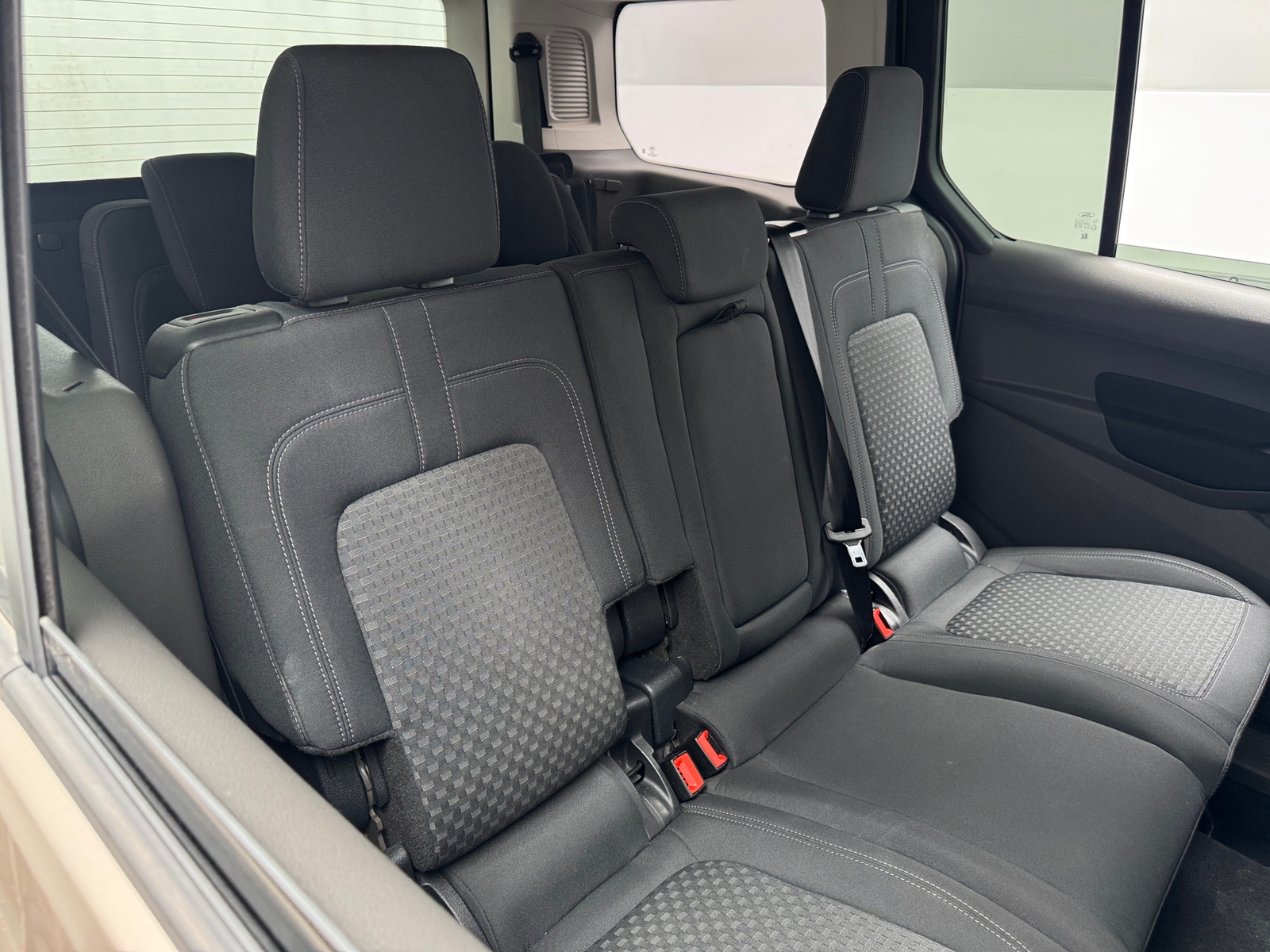 Thumbnail: 2020 Ford Transit Series - 6
