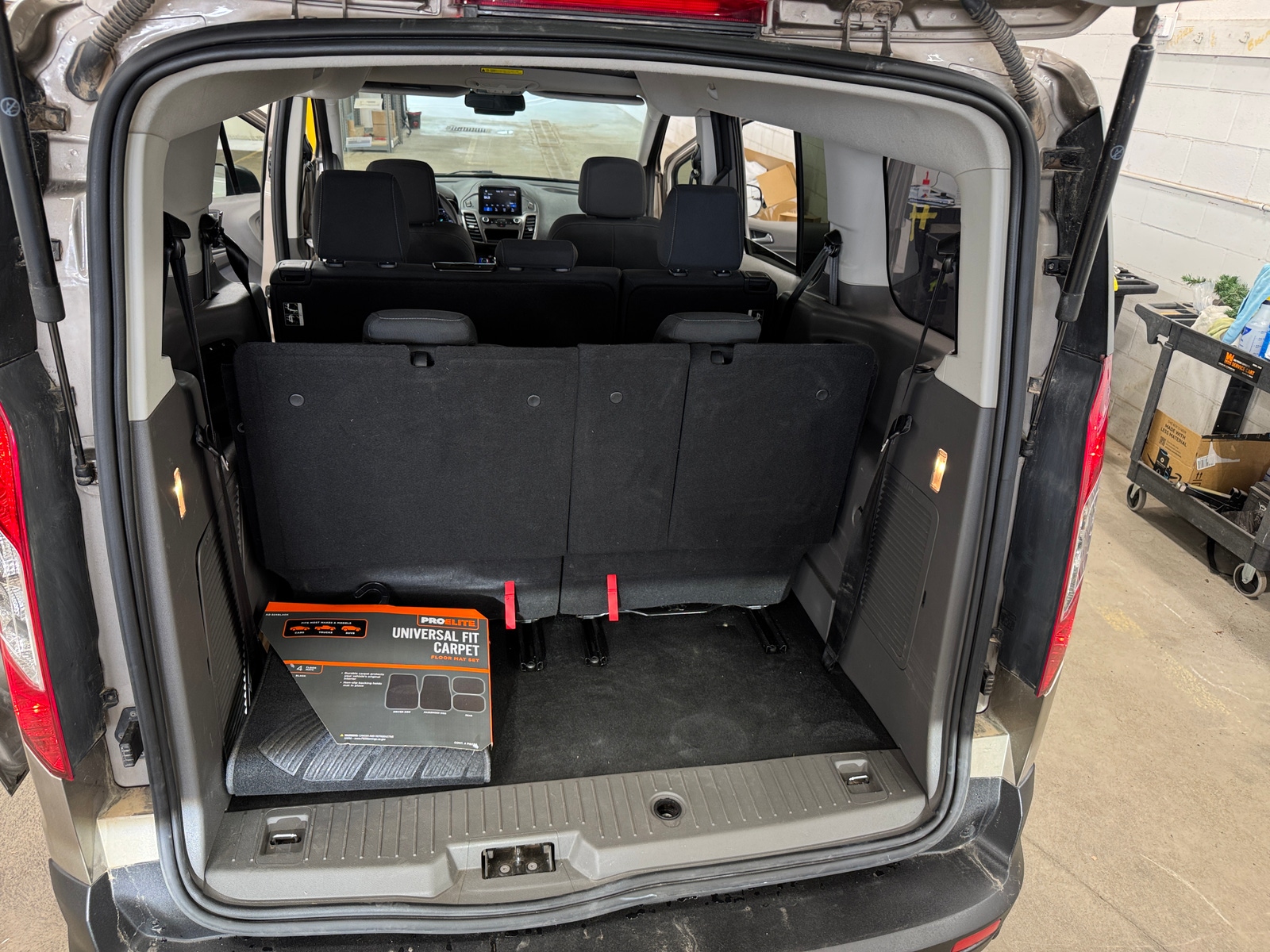 Thumbnail: 2020 Ford Transit Series - 7