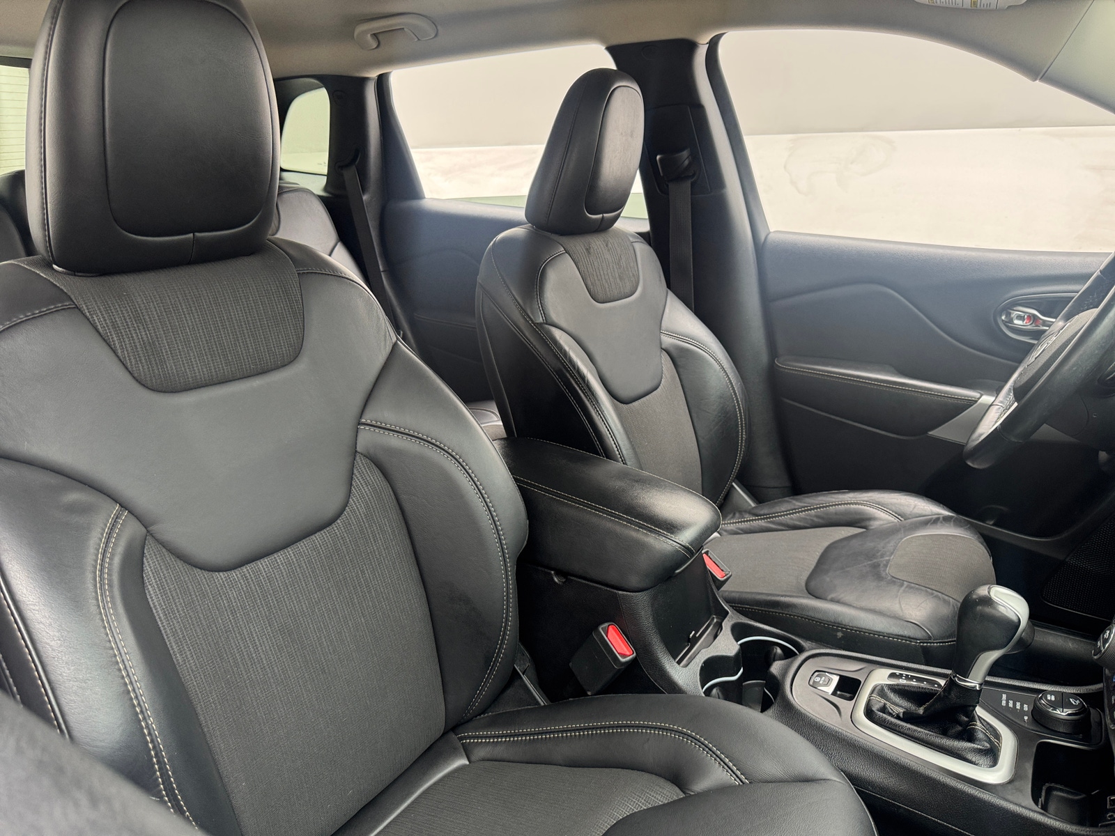 Thumbnail: 2018 Jeep Cherokee - 2
