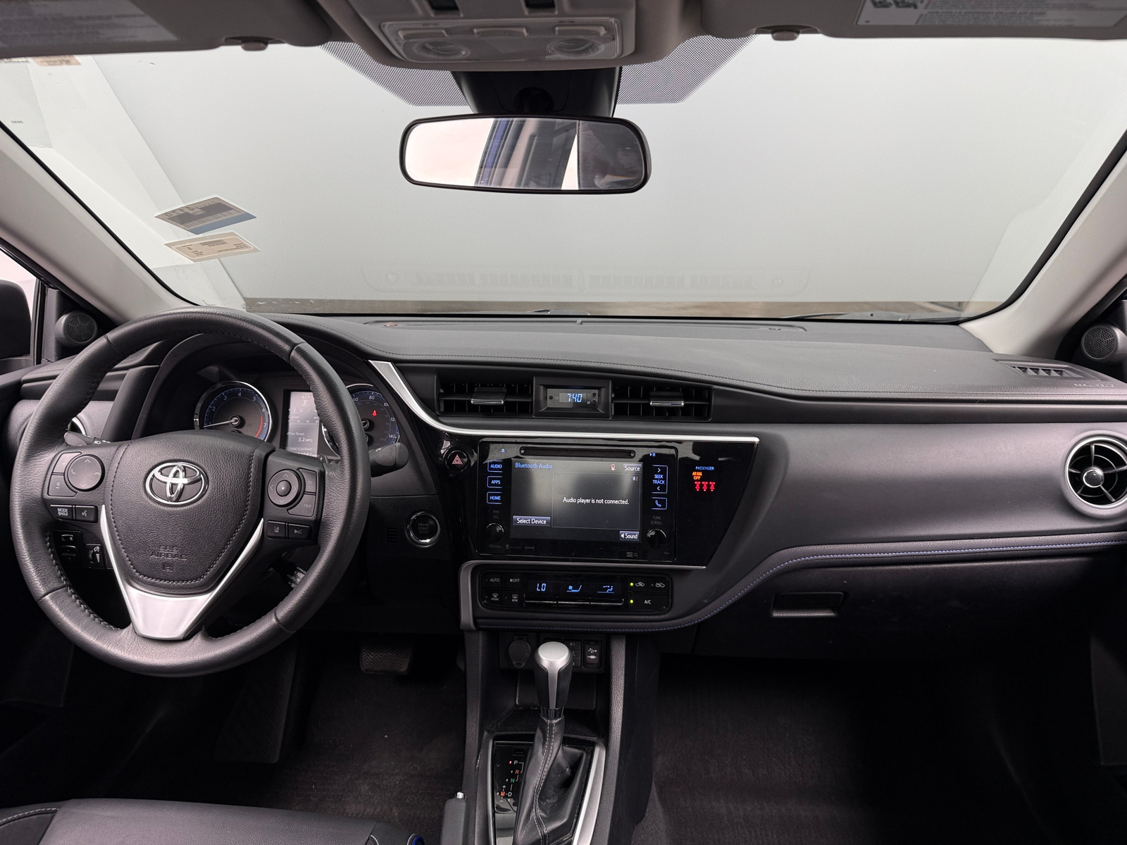 Thumbnail: 2018 Toyota Corolla - 3