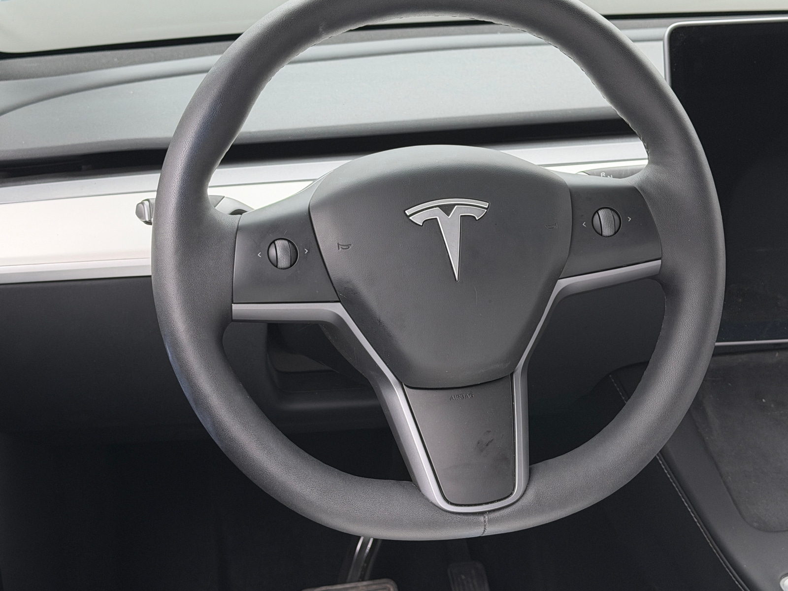 Thumbnail: 2024 Tesla Model Y - 4