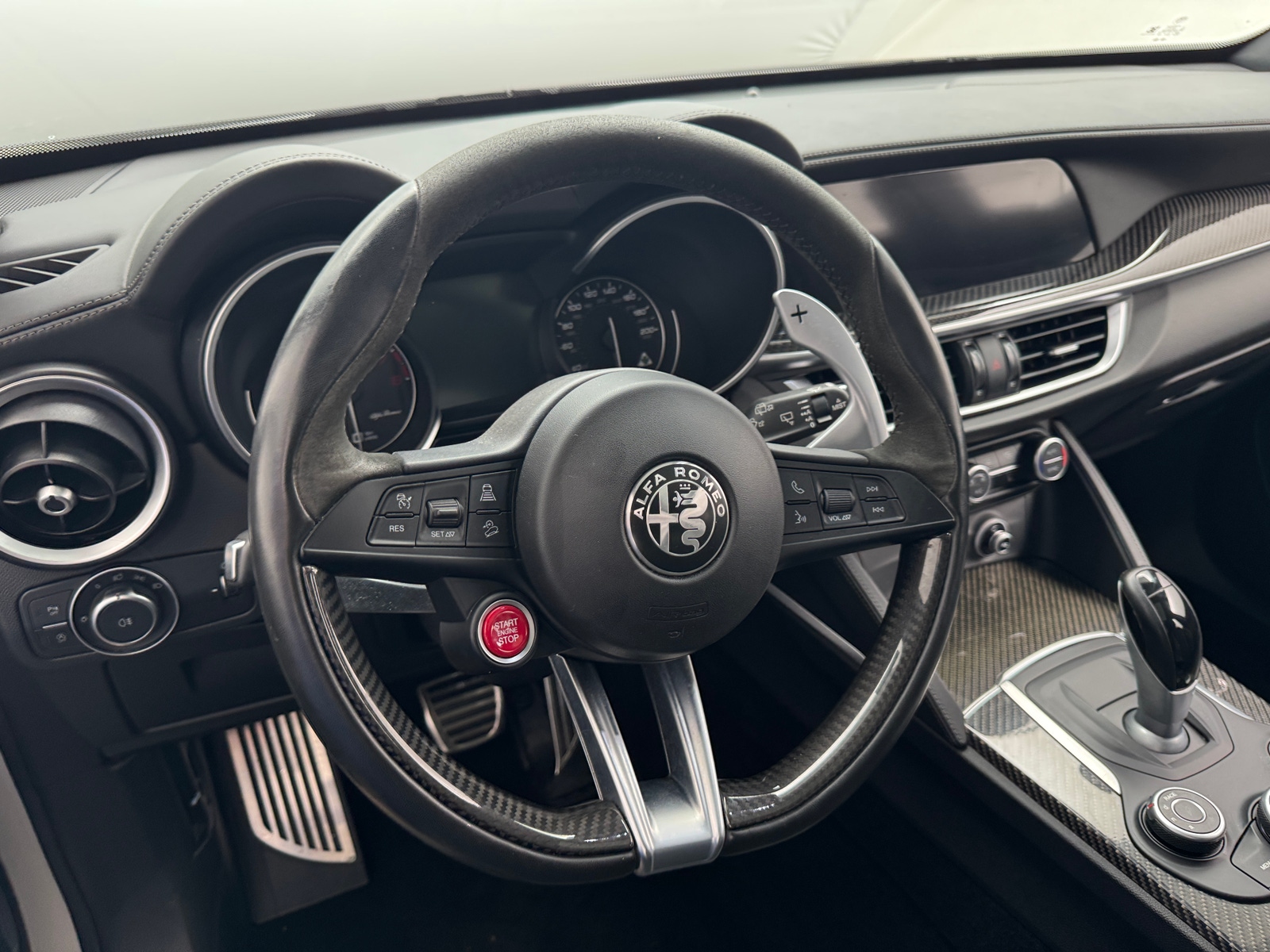Thumbnail: 2019 Alfa Romeo Stelvio - 4