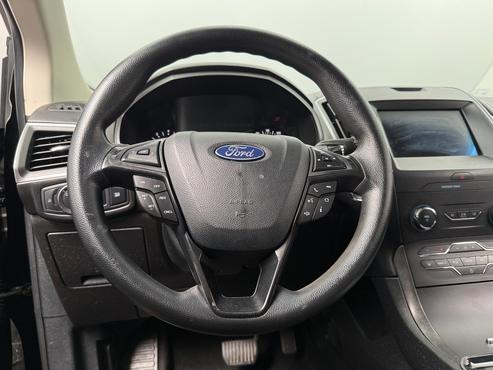 Thumbnail: 2020 Ford Edge - 5